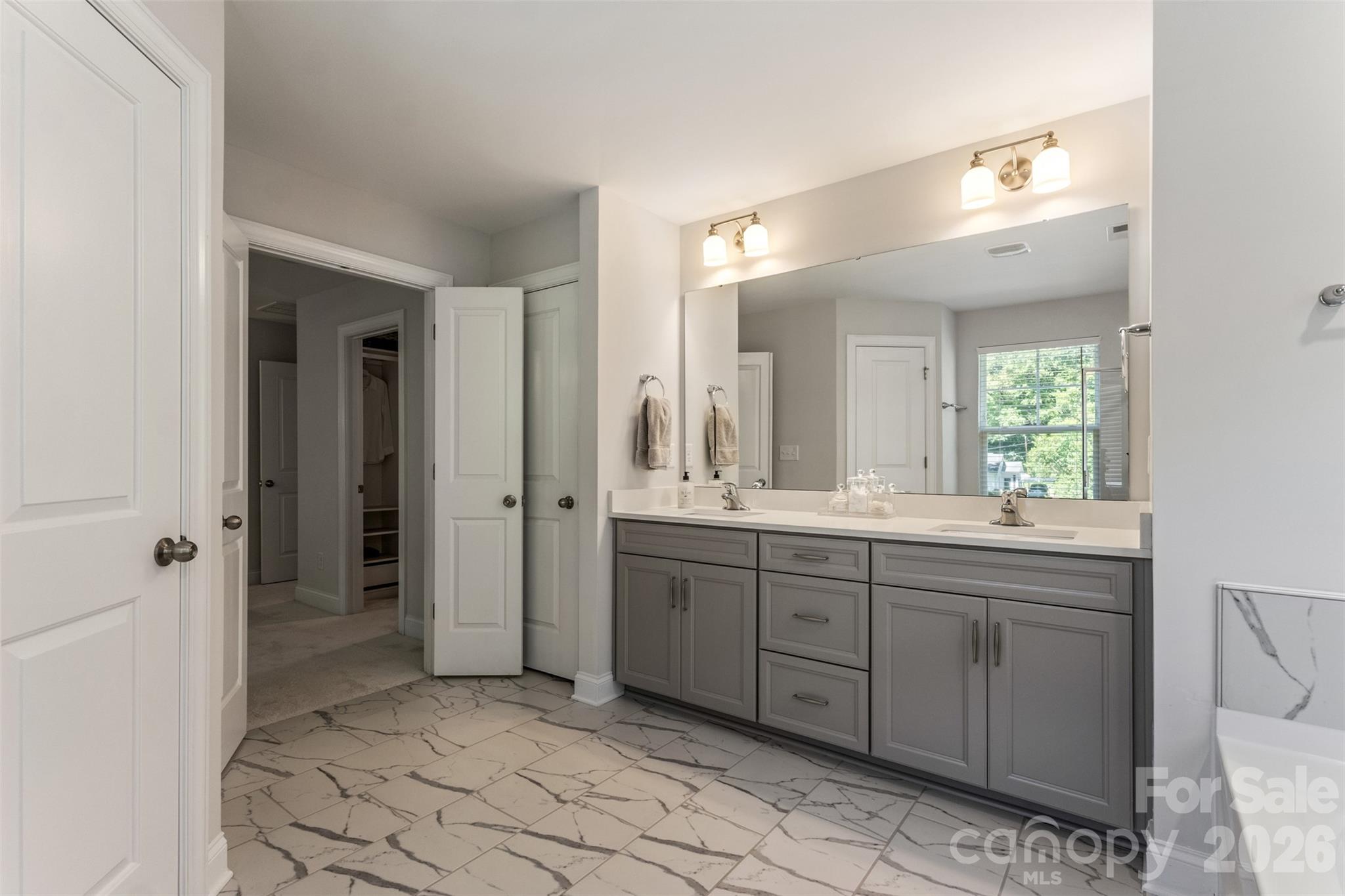 647 R L Stowe Road — Belmont