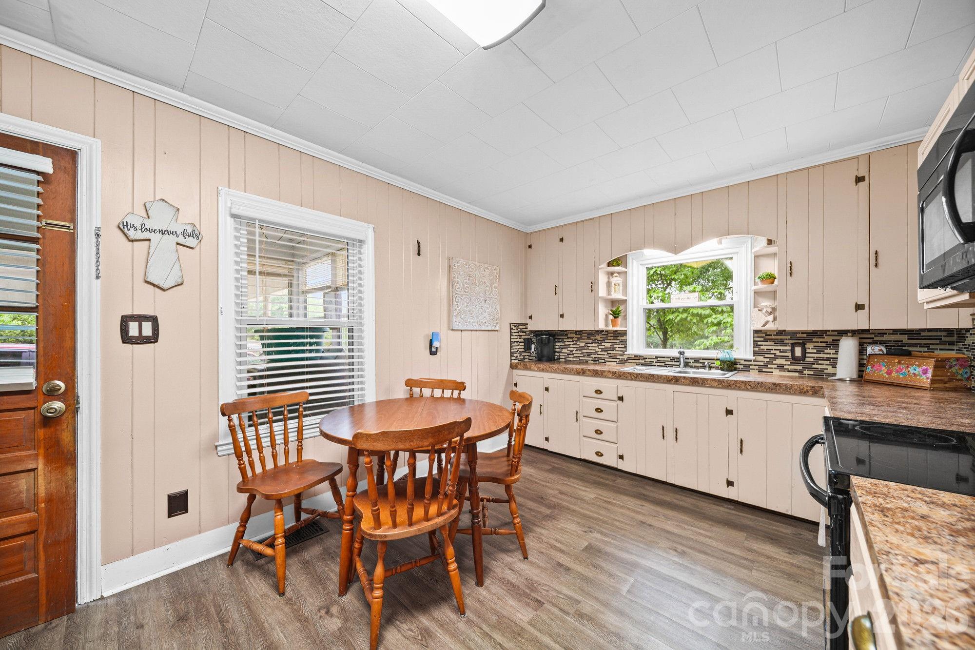303 E Allenton Street — Mount Gilead