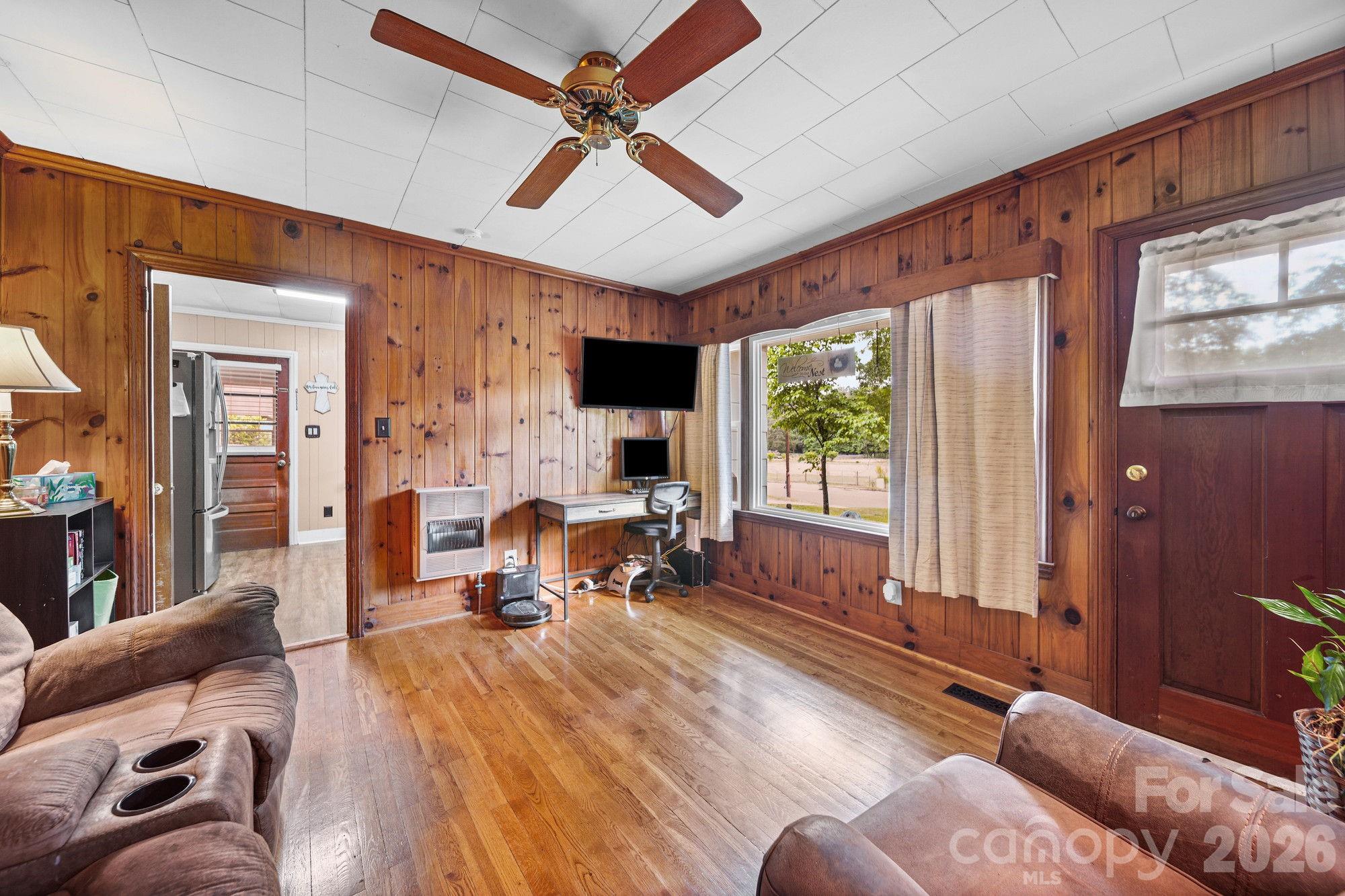 303 E Allenton Street — Mount Gilead