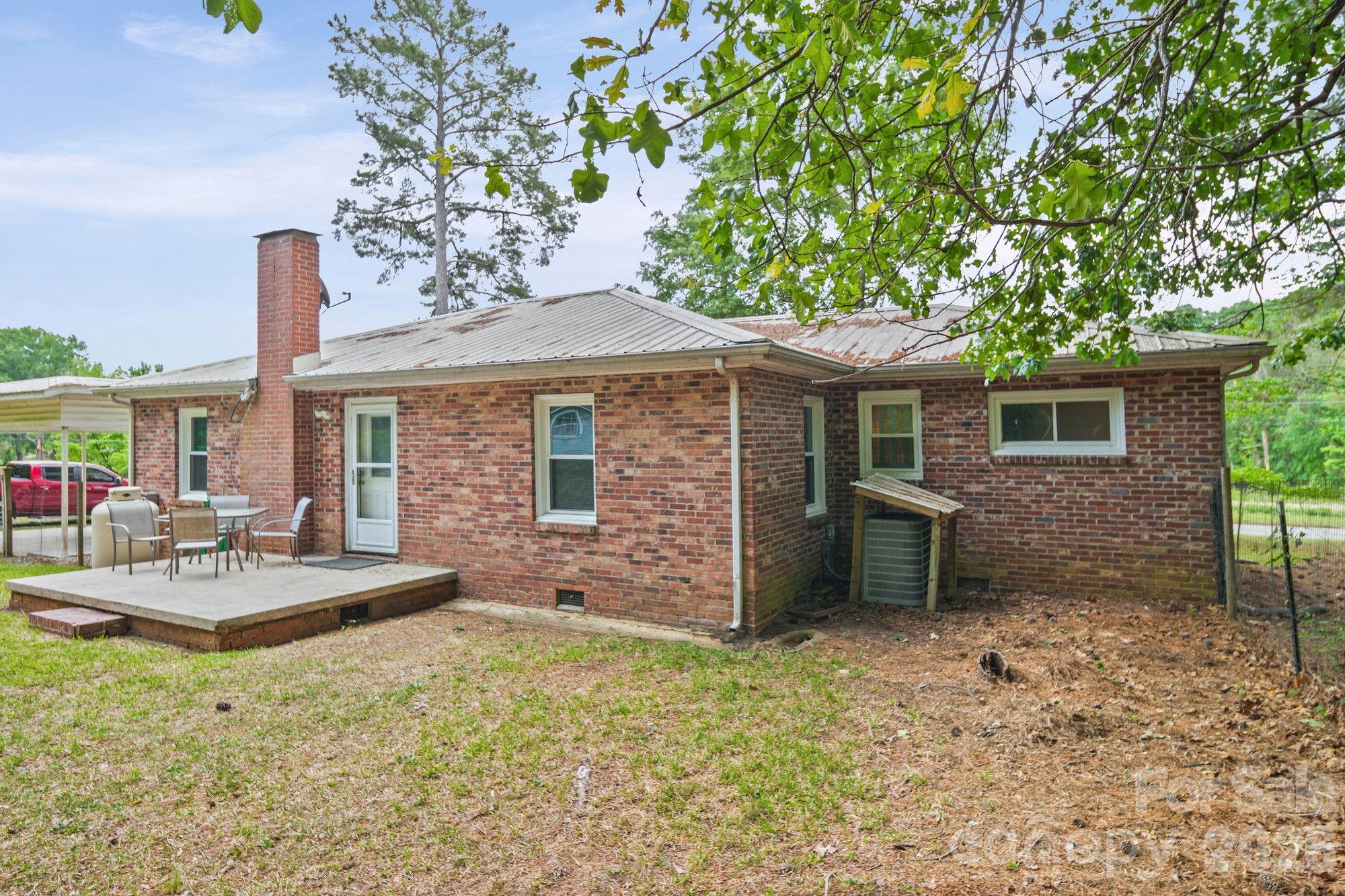 303 E Allenton Street — Mount Gilead