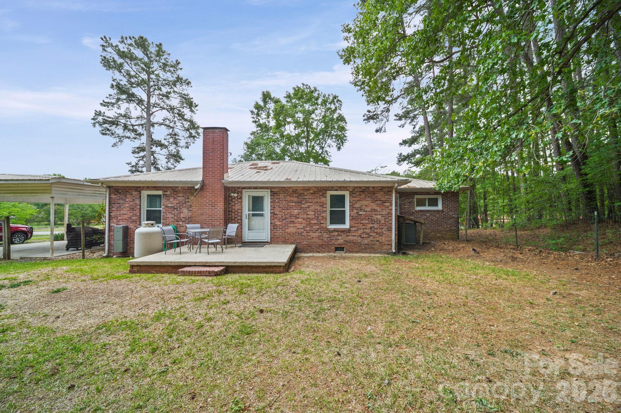 303 E Allenton Street — Mount Gilead