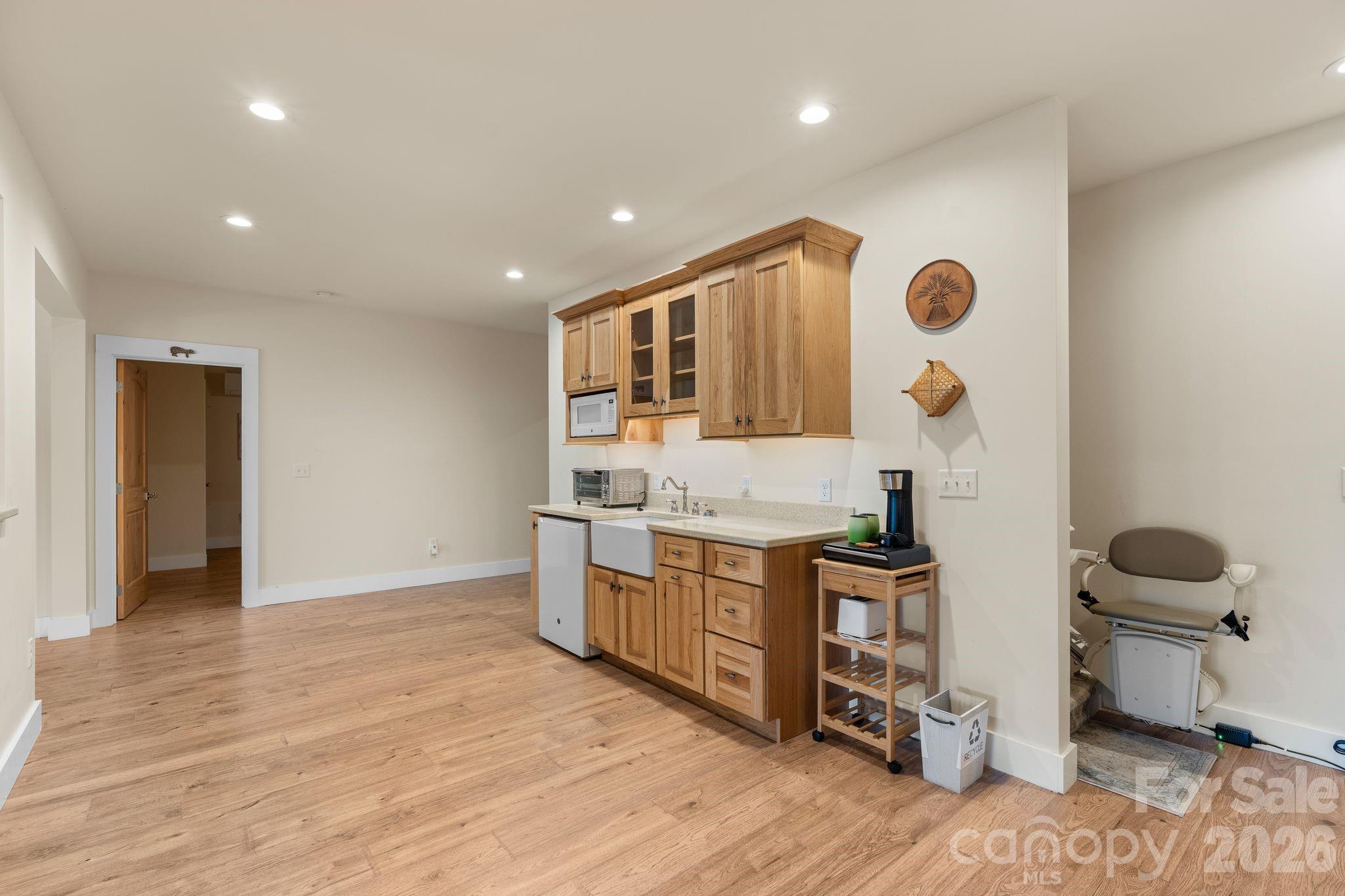 34 Rose Creek Road — Leicester
