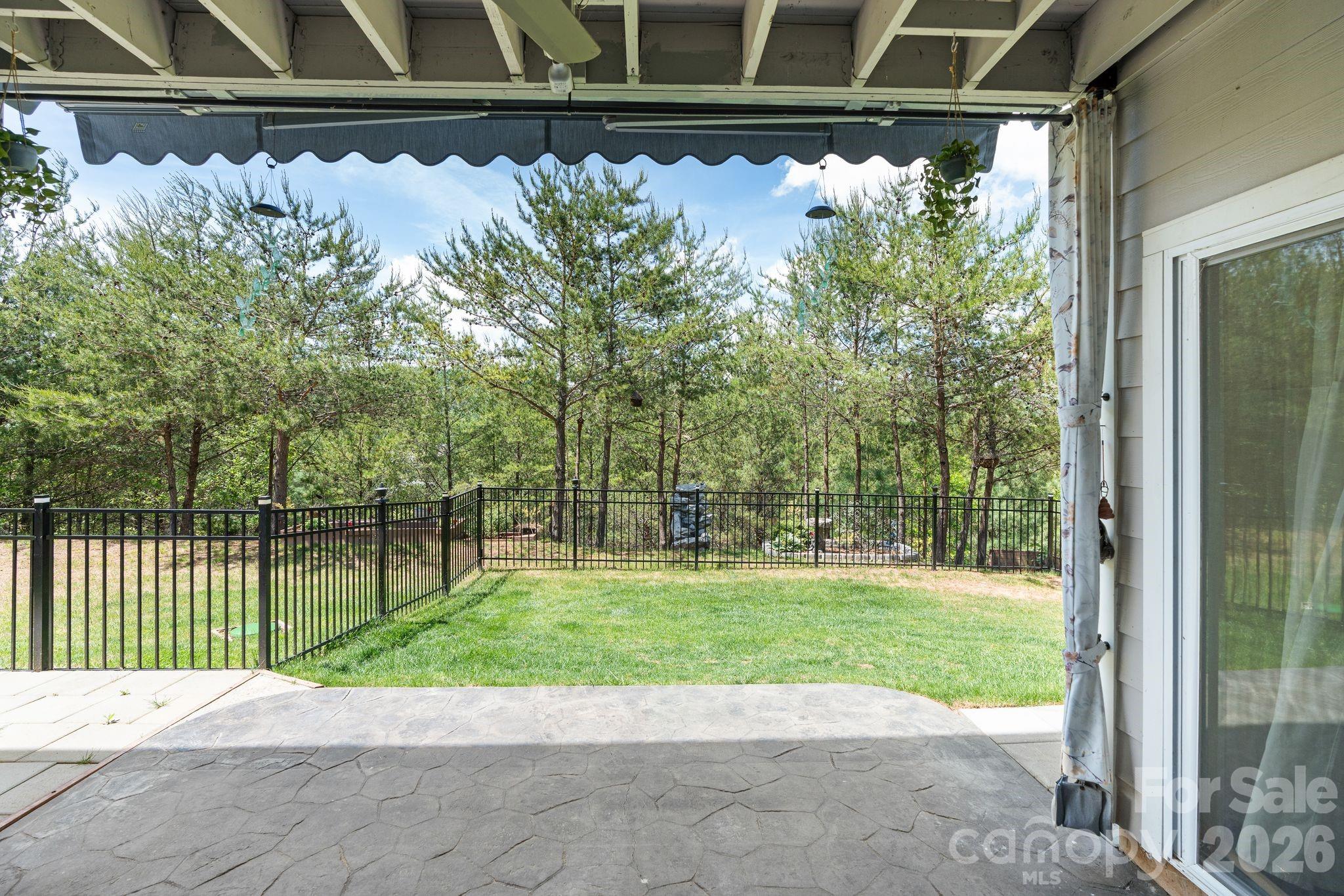 34 Rose Creek Road — Leicester