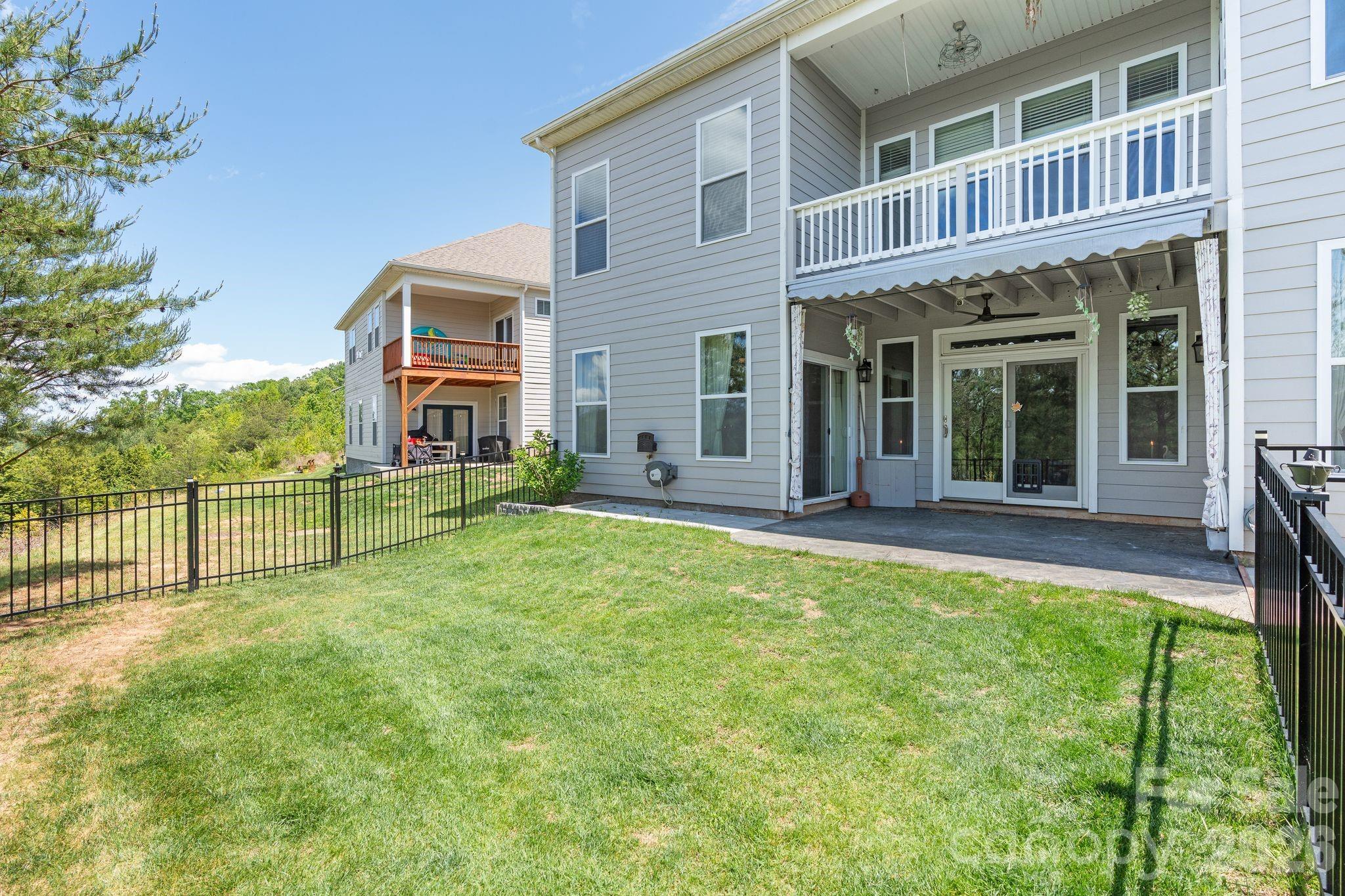 34 Rose Creek Road — Leicester