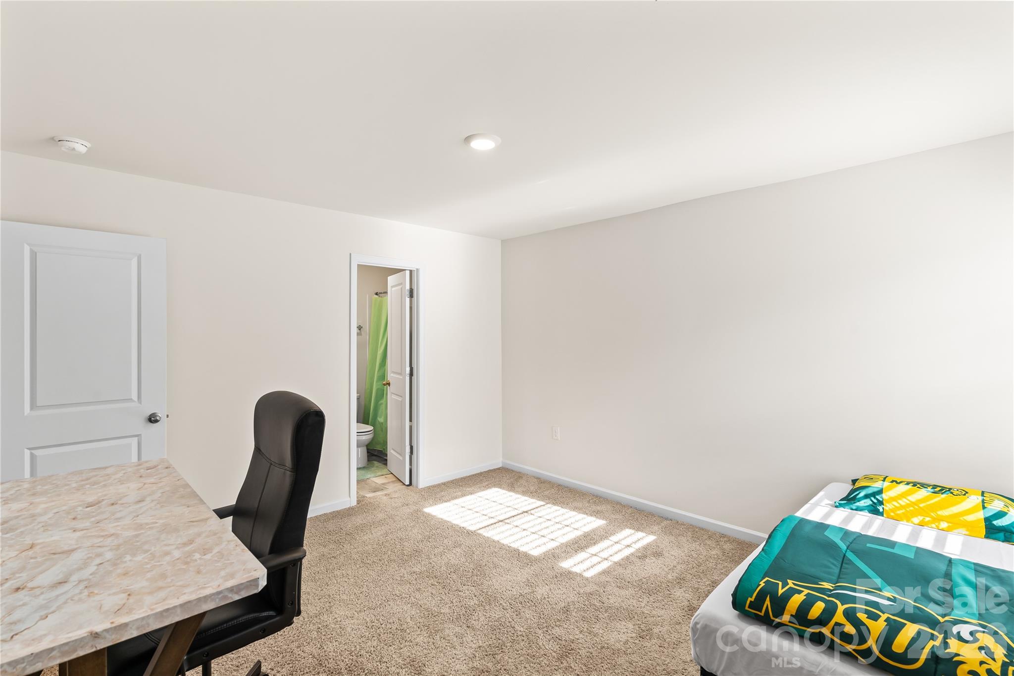 7128 Bandera Drive — Charlotte