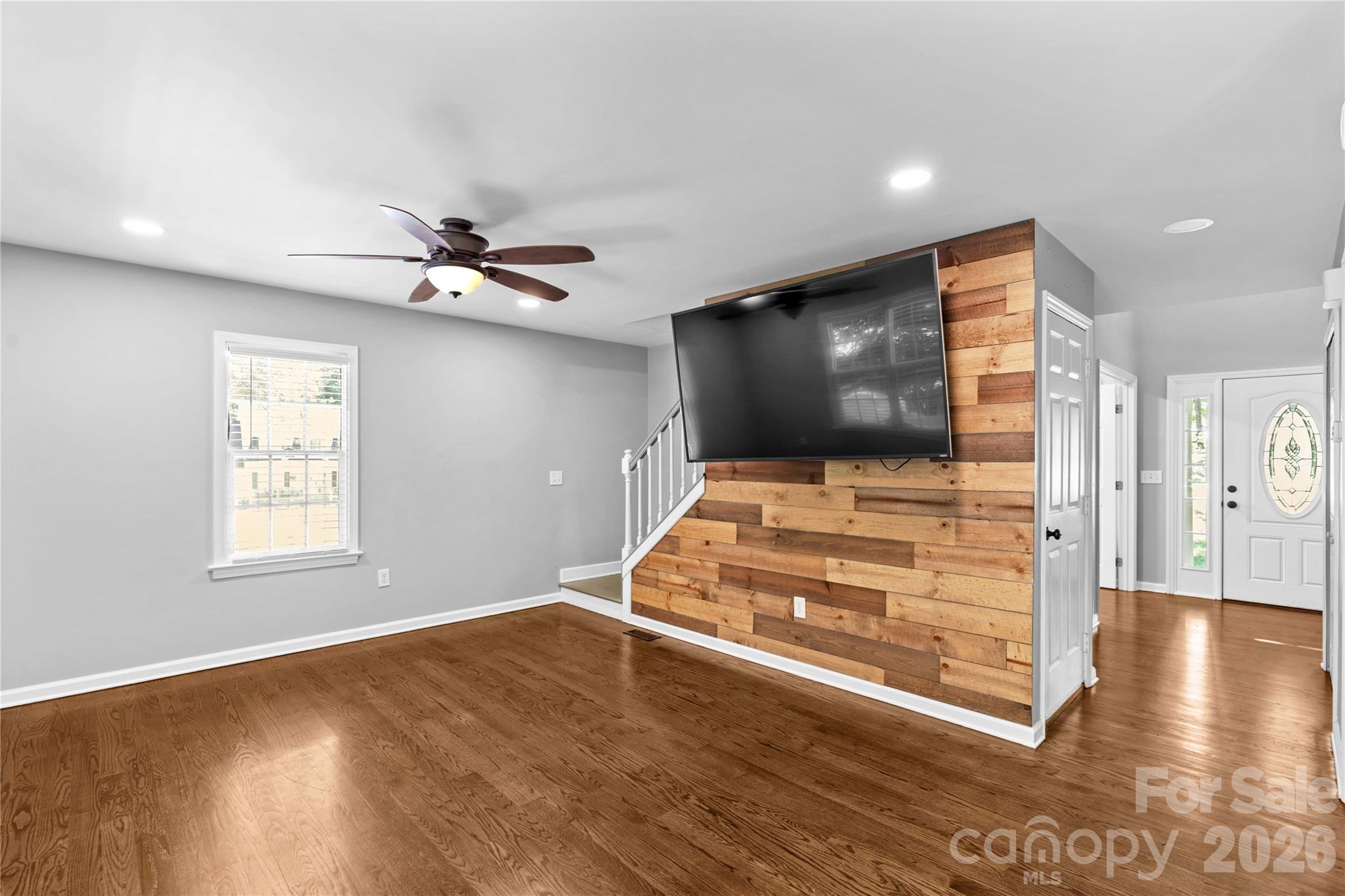 1904 Lorelei Court — Mount Pleasant