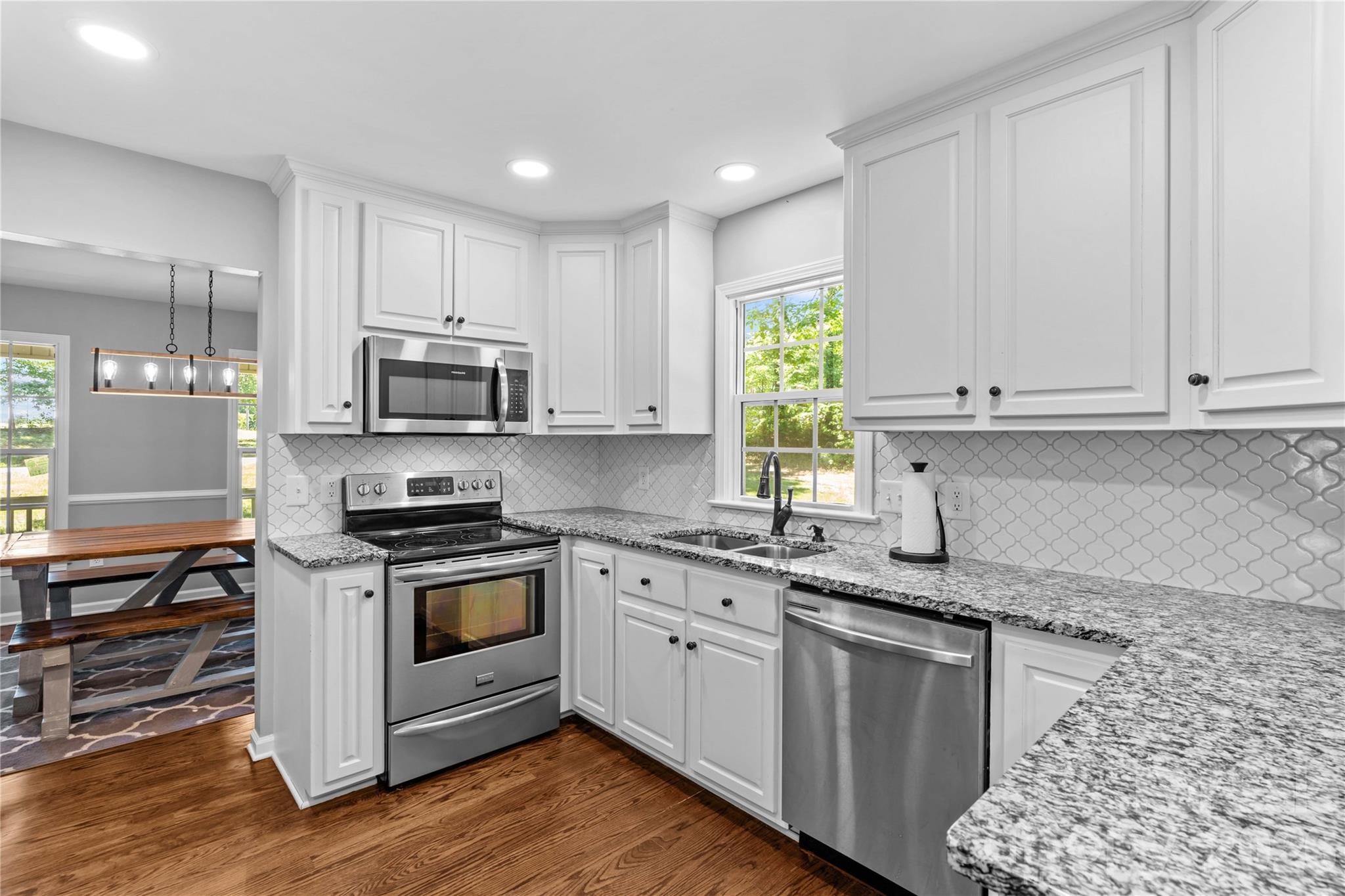 1904 Lorelei Court — Mount Pleasant