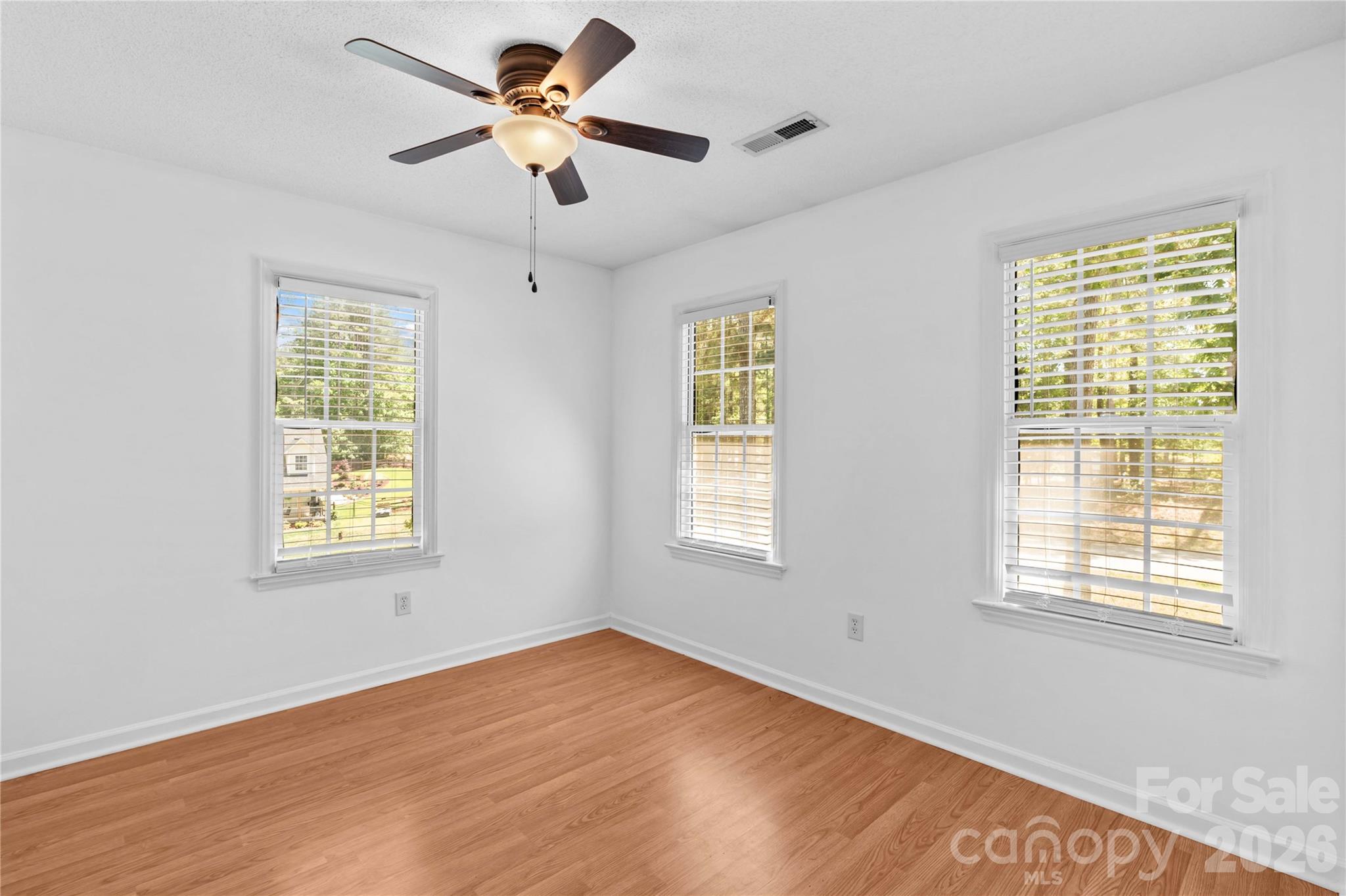 1904 Lorelei Court — Mount Pleasant