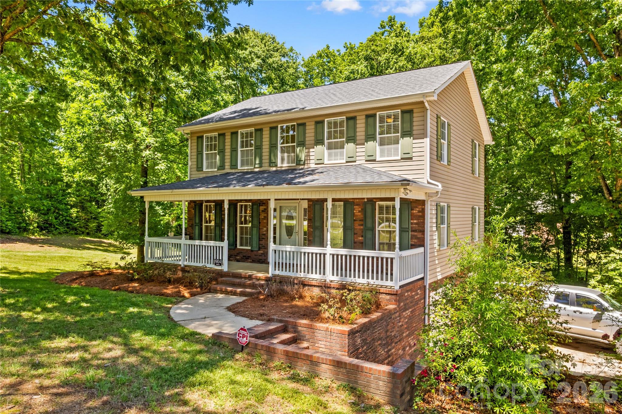 1904 Lorelei Court — Mount Pleasant