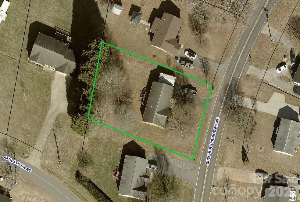 4445 Sulphur Springs Road NE — Hickory