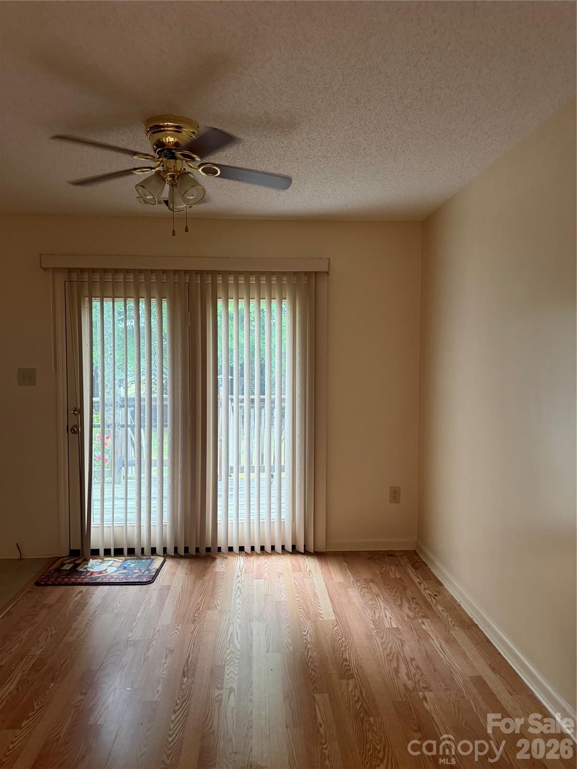 4445 Sulphur Springs Road NE — Hickory