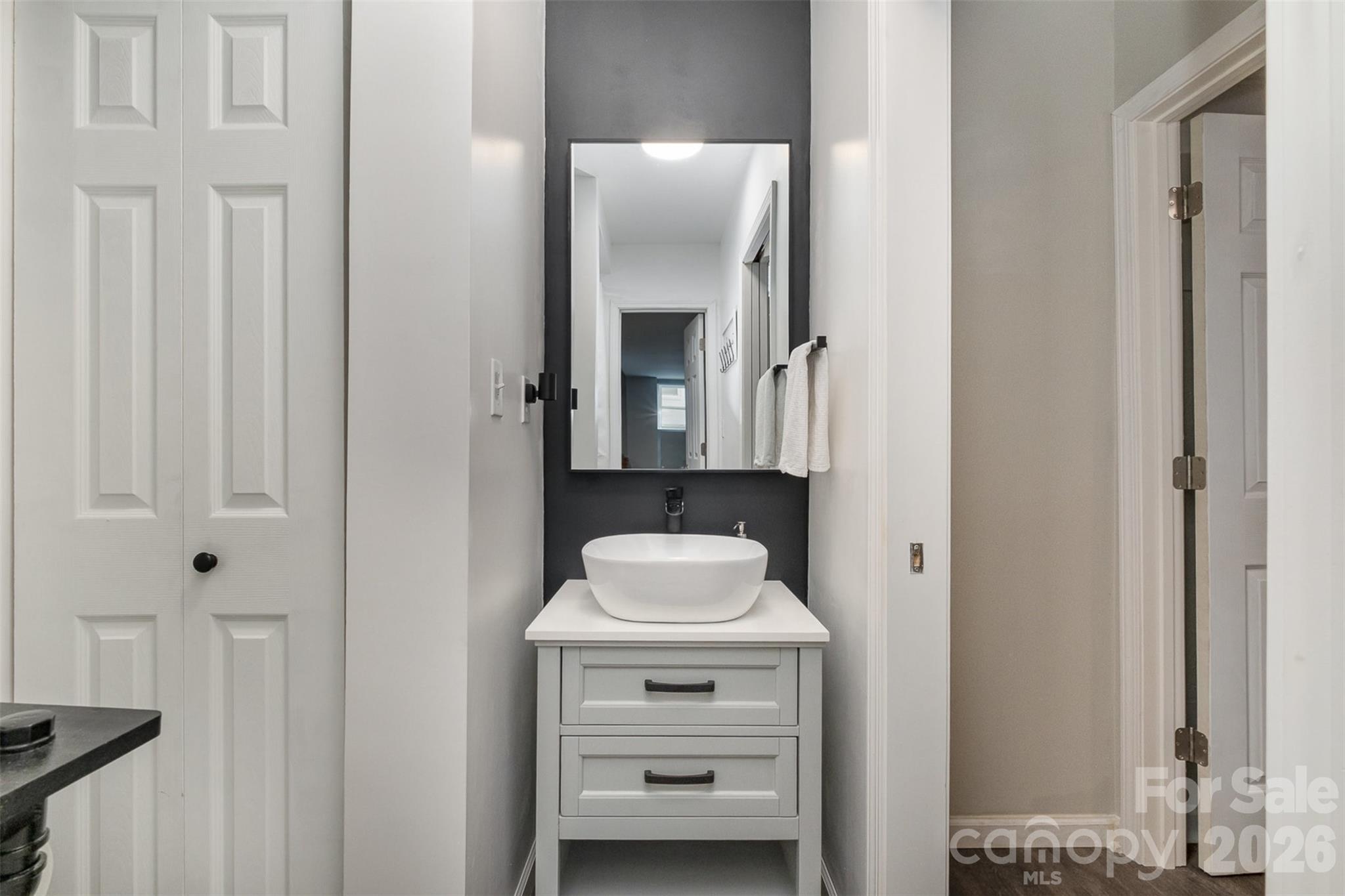 3231 Eastwood Drive — Charlotte