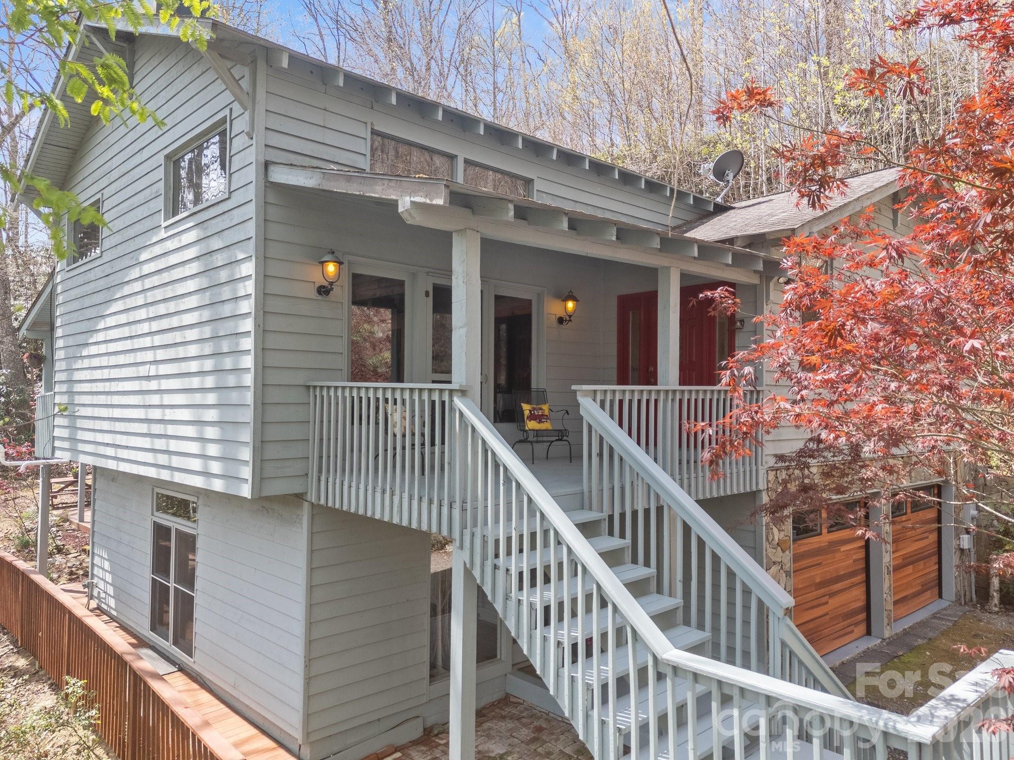 63 Chestnut Forest Road — Fairview