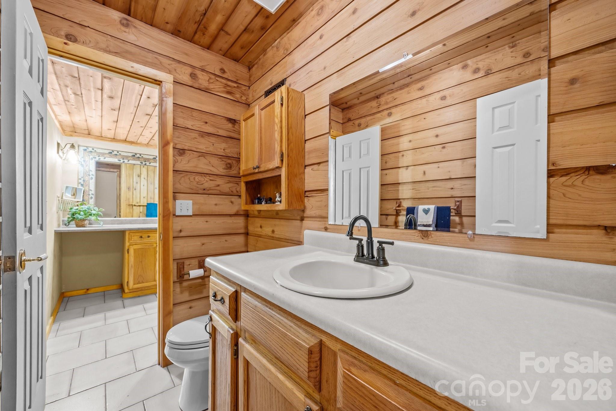 63 Chestnut Forest Road — Fairview