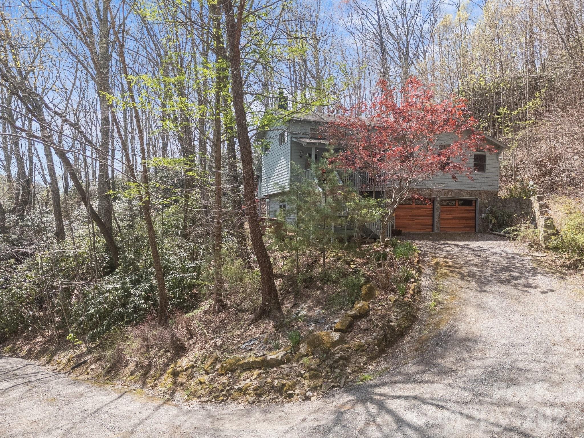 63 Chestnut Forest Road — Fairview