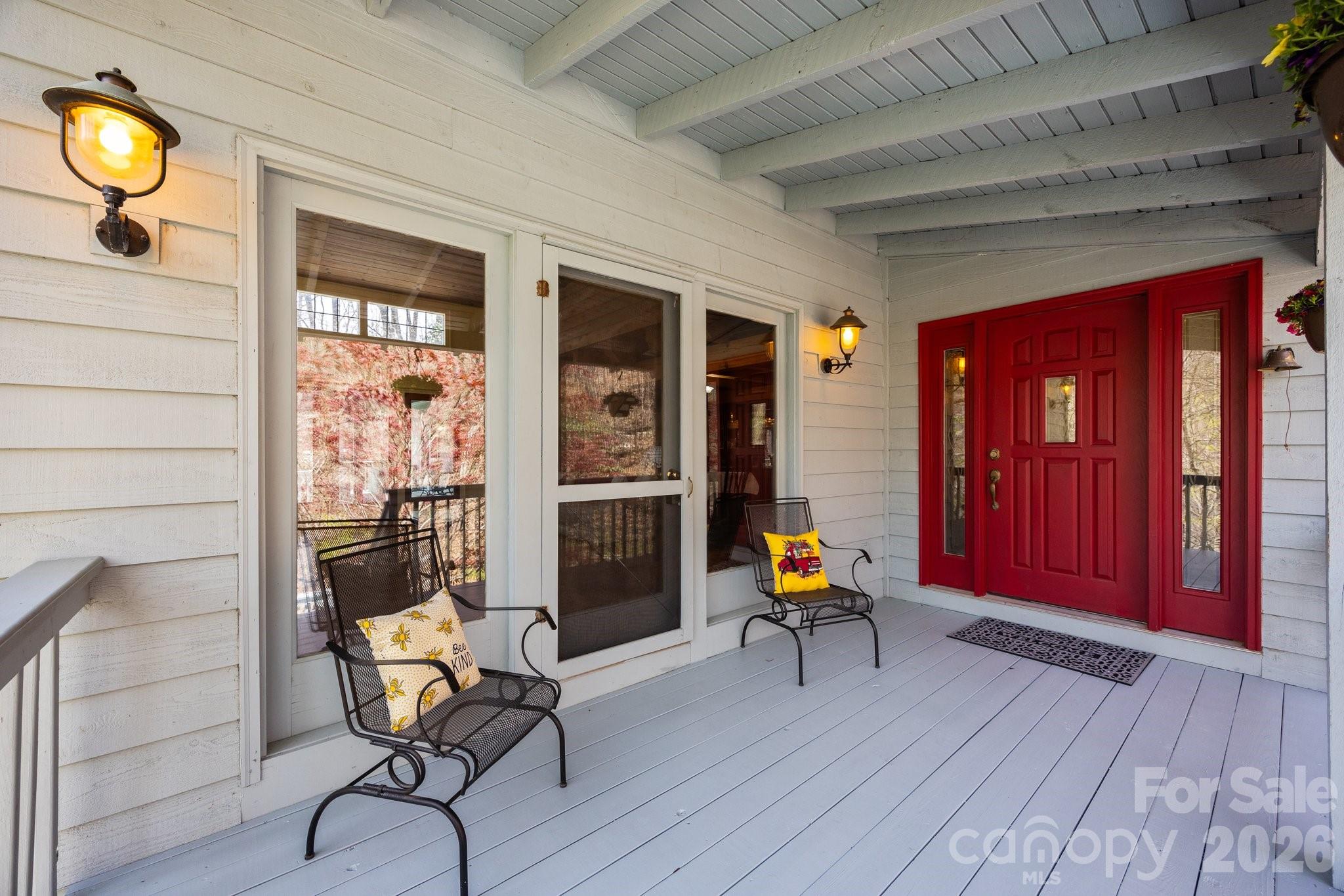 63 Chestnut Forest Road — Fairview