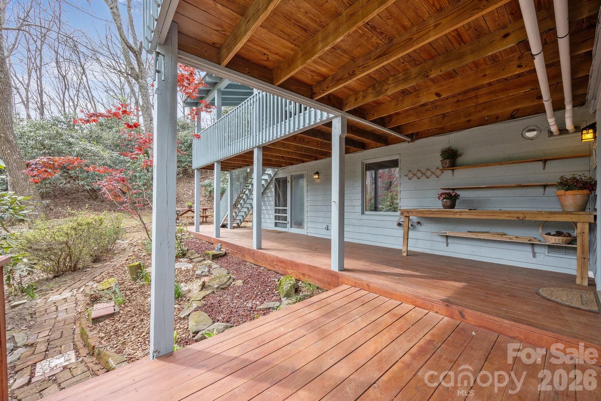 63 Chestnut Forest Road — Fairview