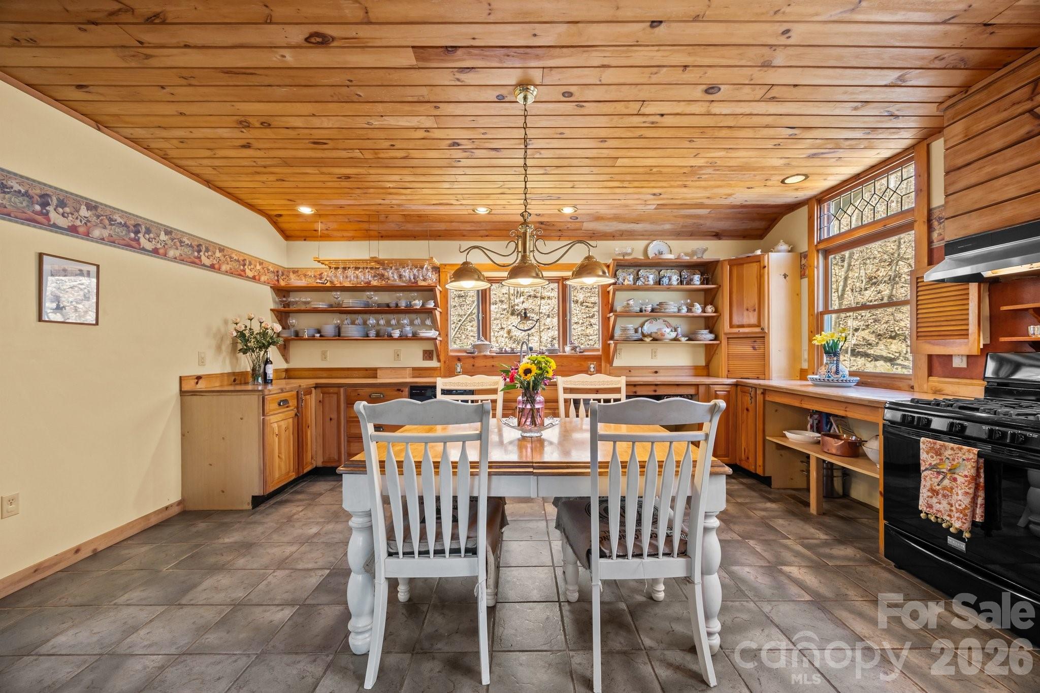 63 Chestnut Forest Road — Fairview