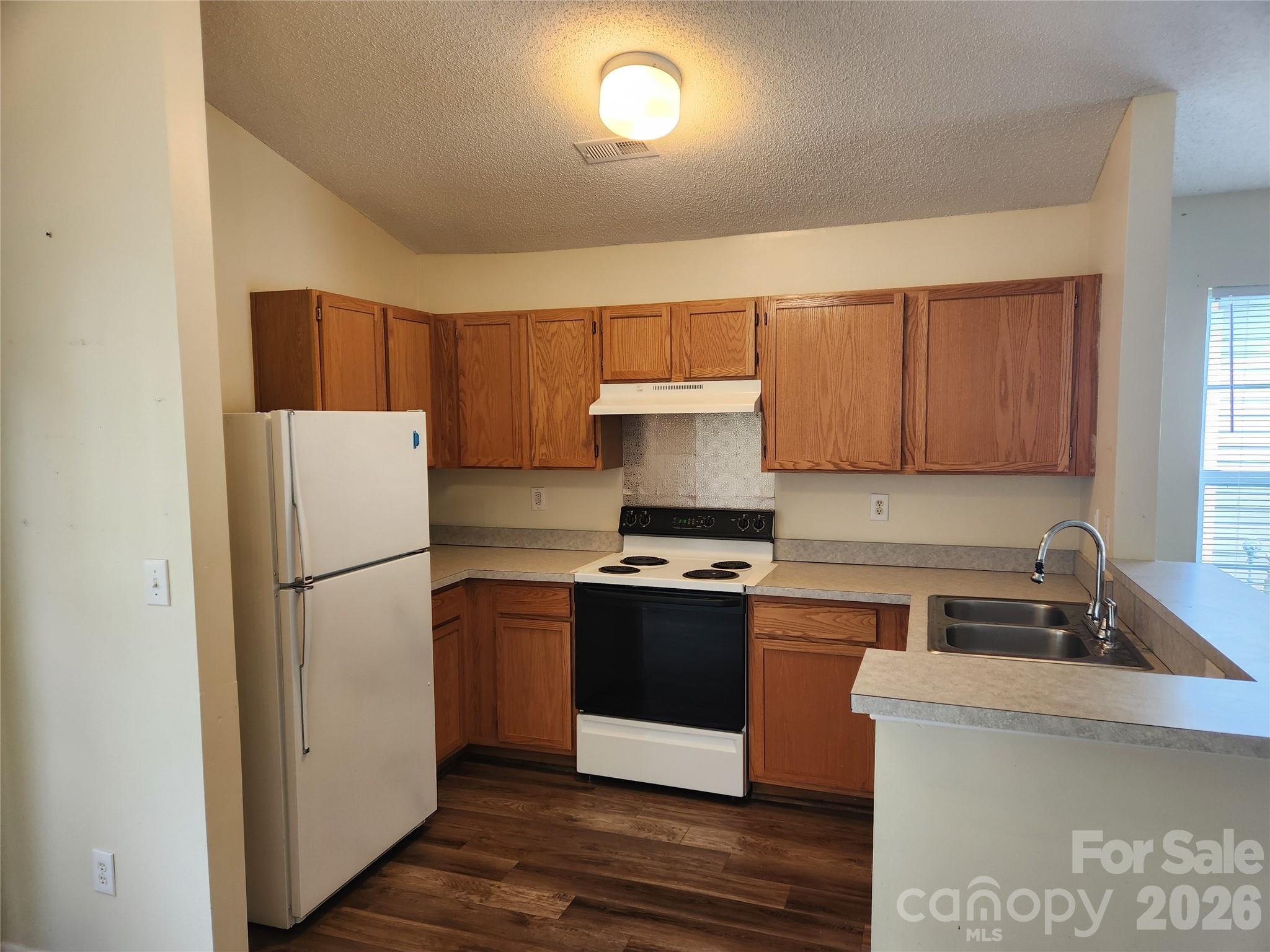 3077 Champion Lane SW — Concord