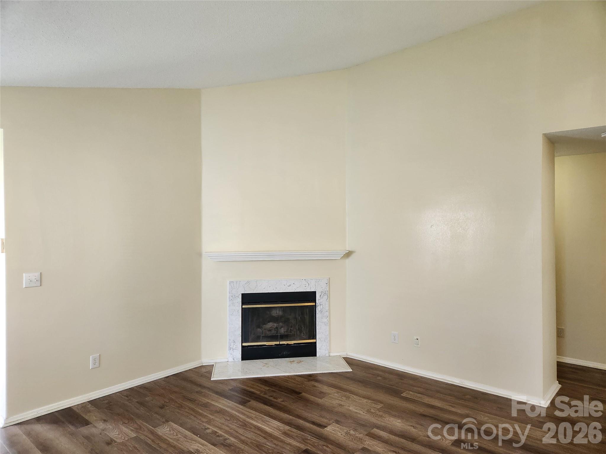 3077 Champion Lane SW — Concord