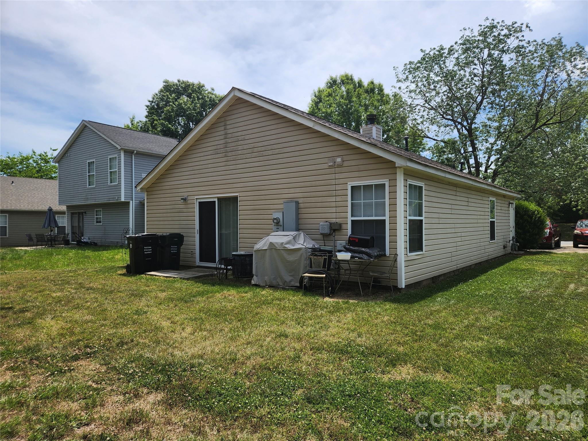 3077 Champion Lane SW — Concord