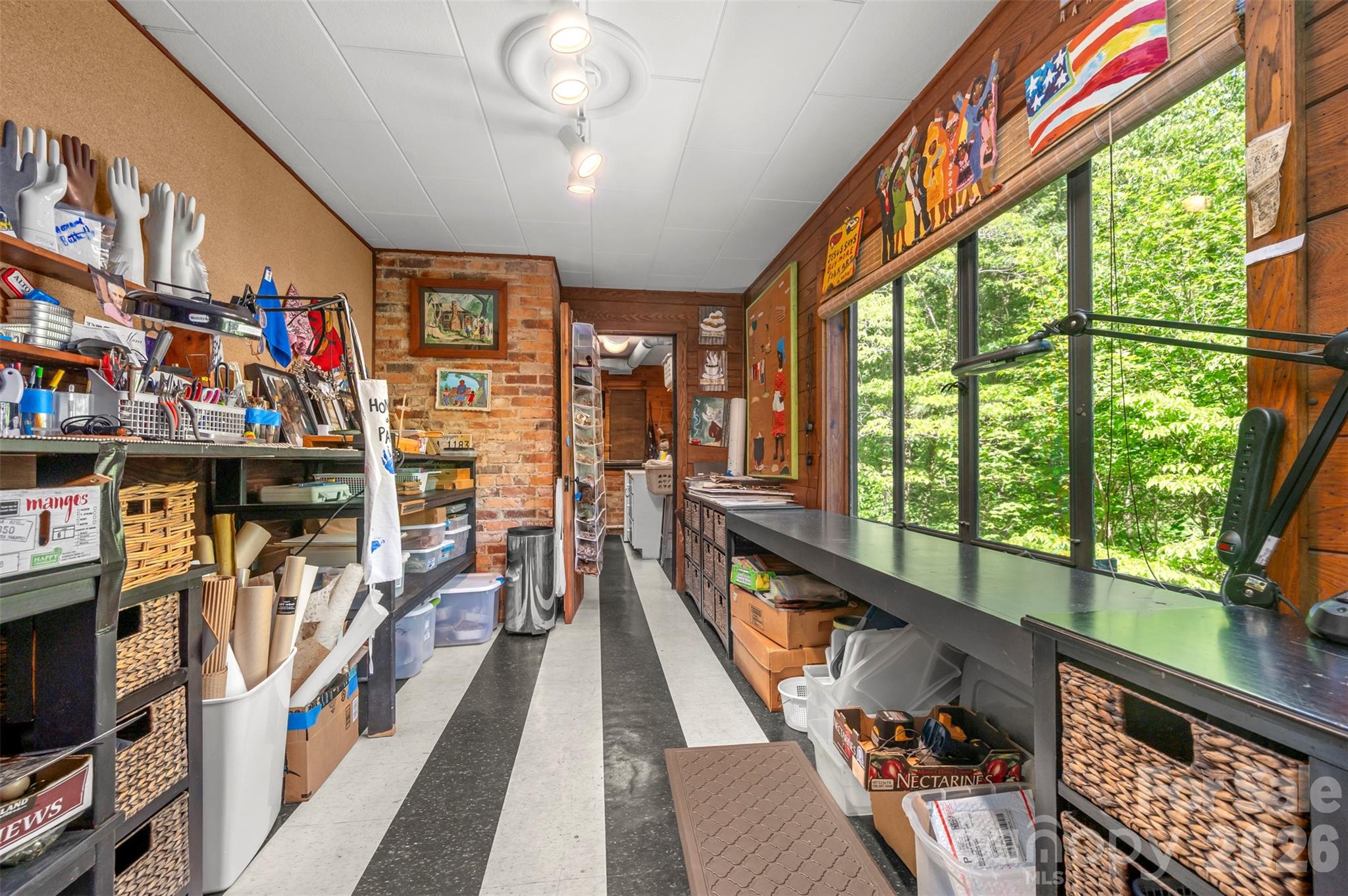 484 Sourwood Ridge Road — Tryon