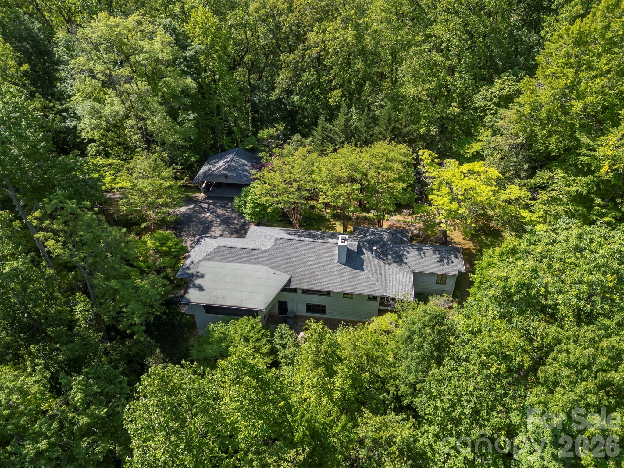 484 Sourwood Ridge Road — Tryon