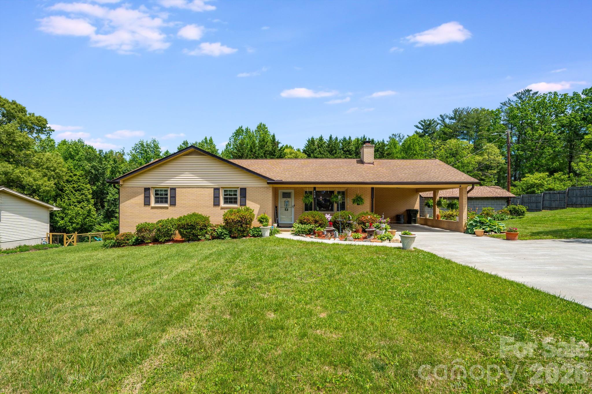 458 Beach Drive — Hendersonville