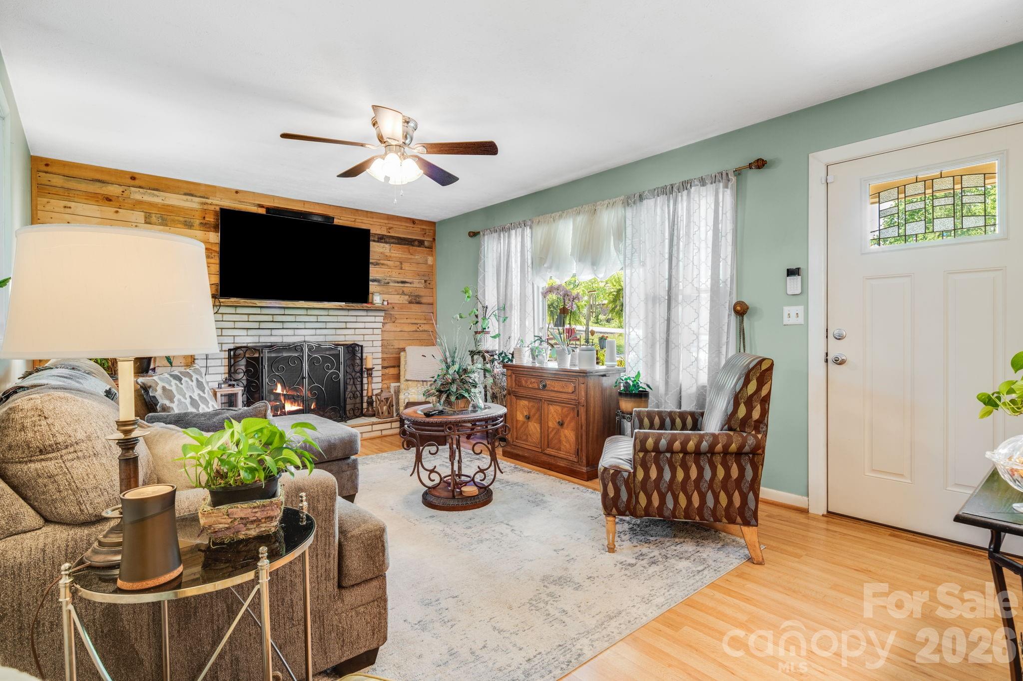458 Beach Drive — Hendersonville