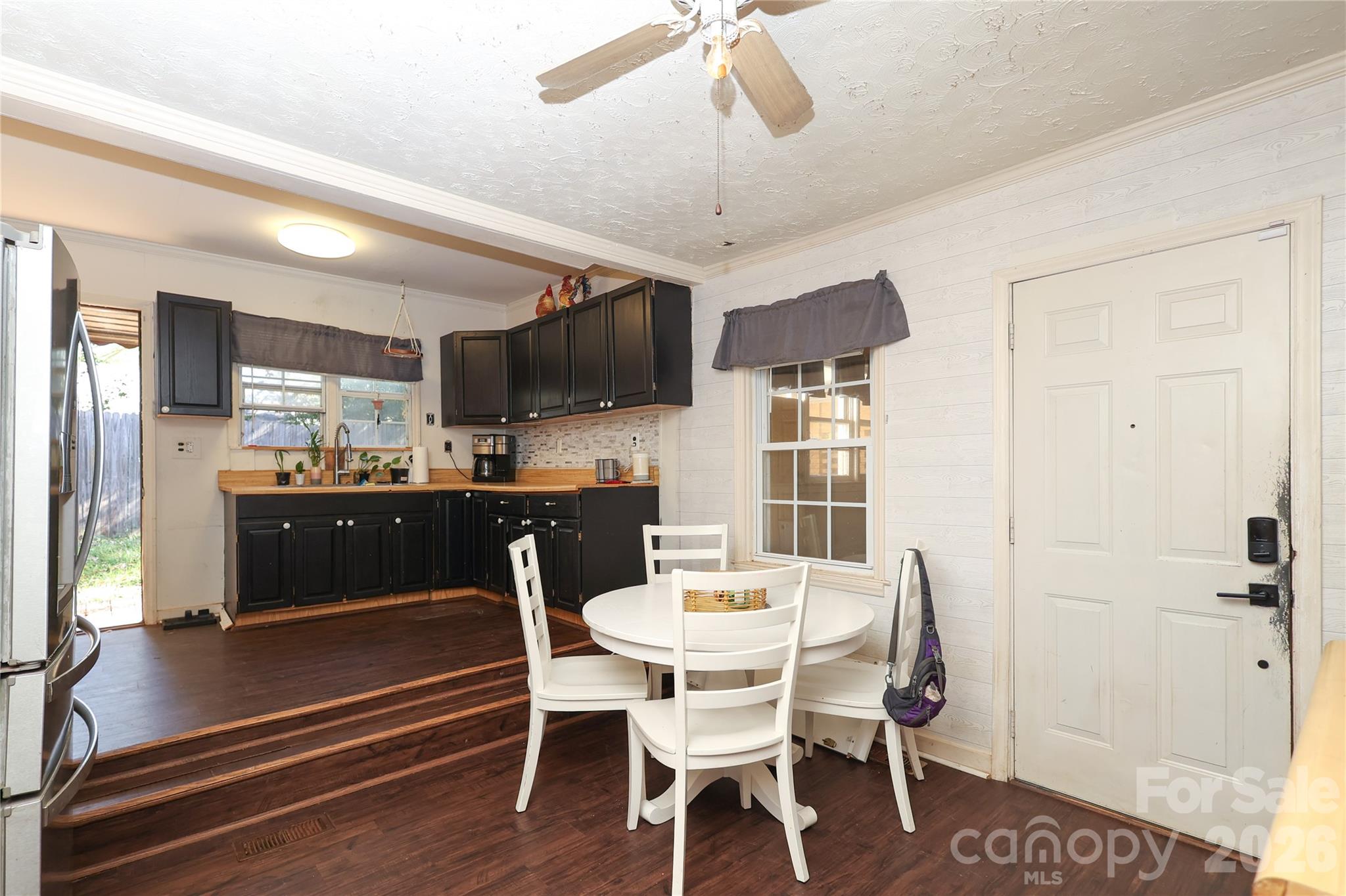 1324 Mason Street — Lancaster