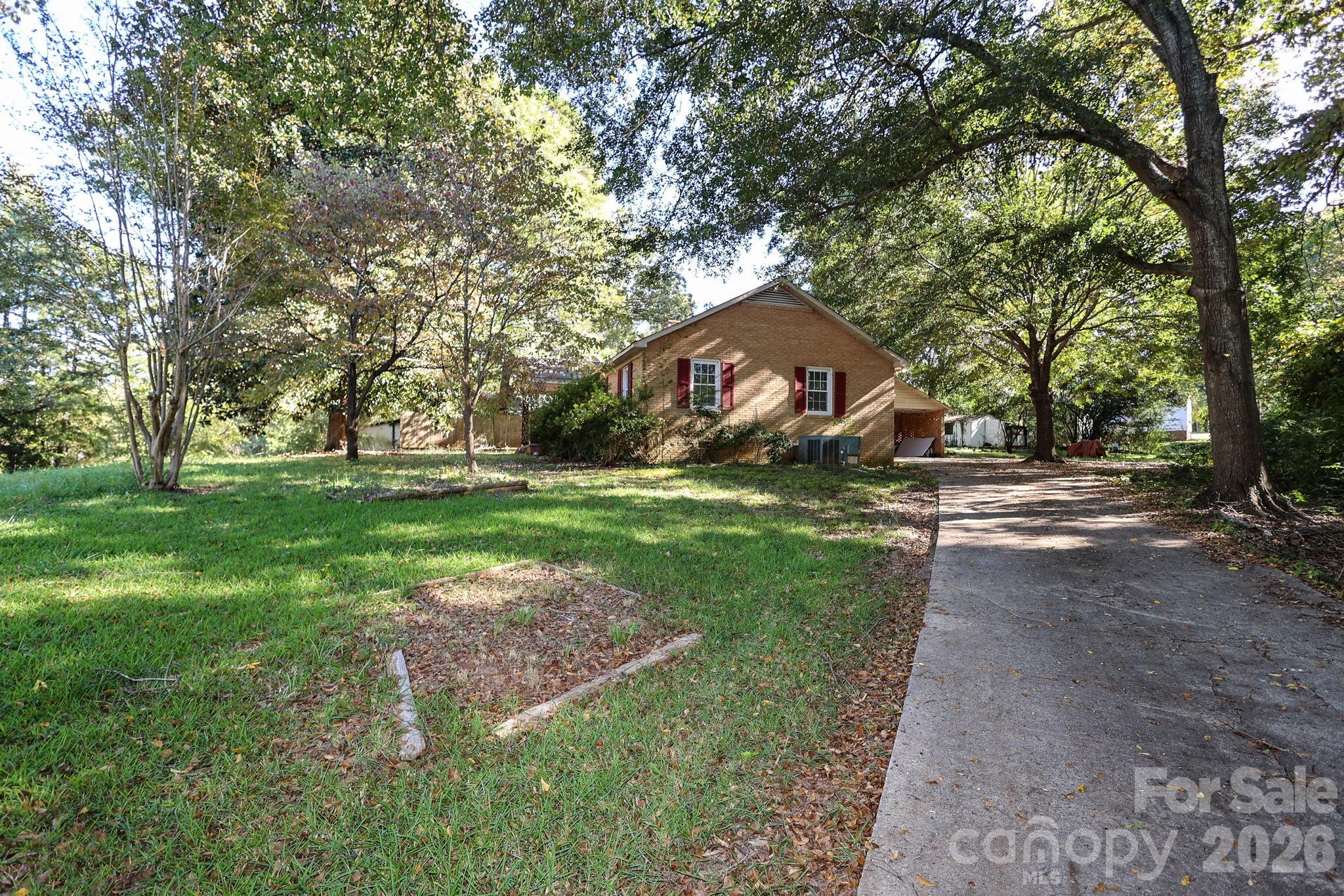 1324 Mason Street — Lancaster