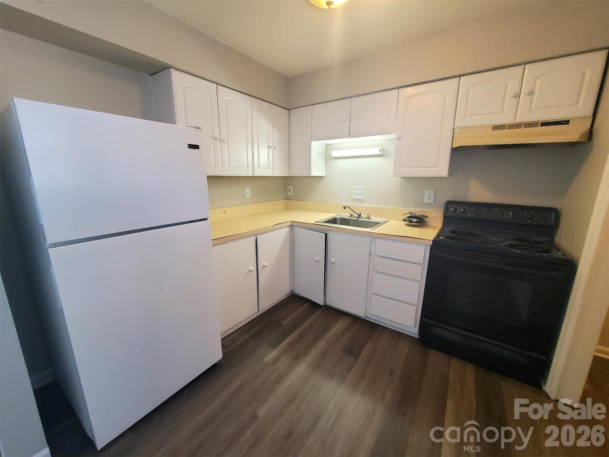 7949 Shady Oak Trail #37 — Charlotte