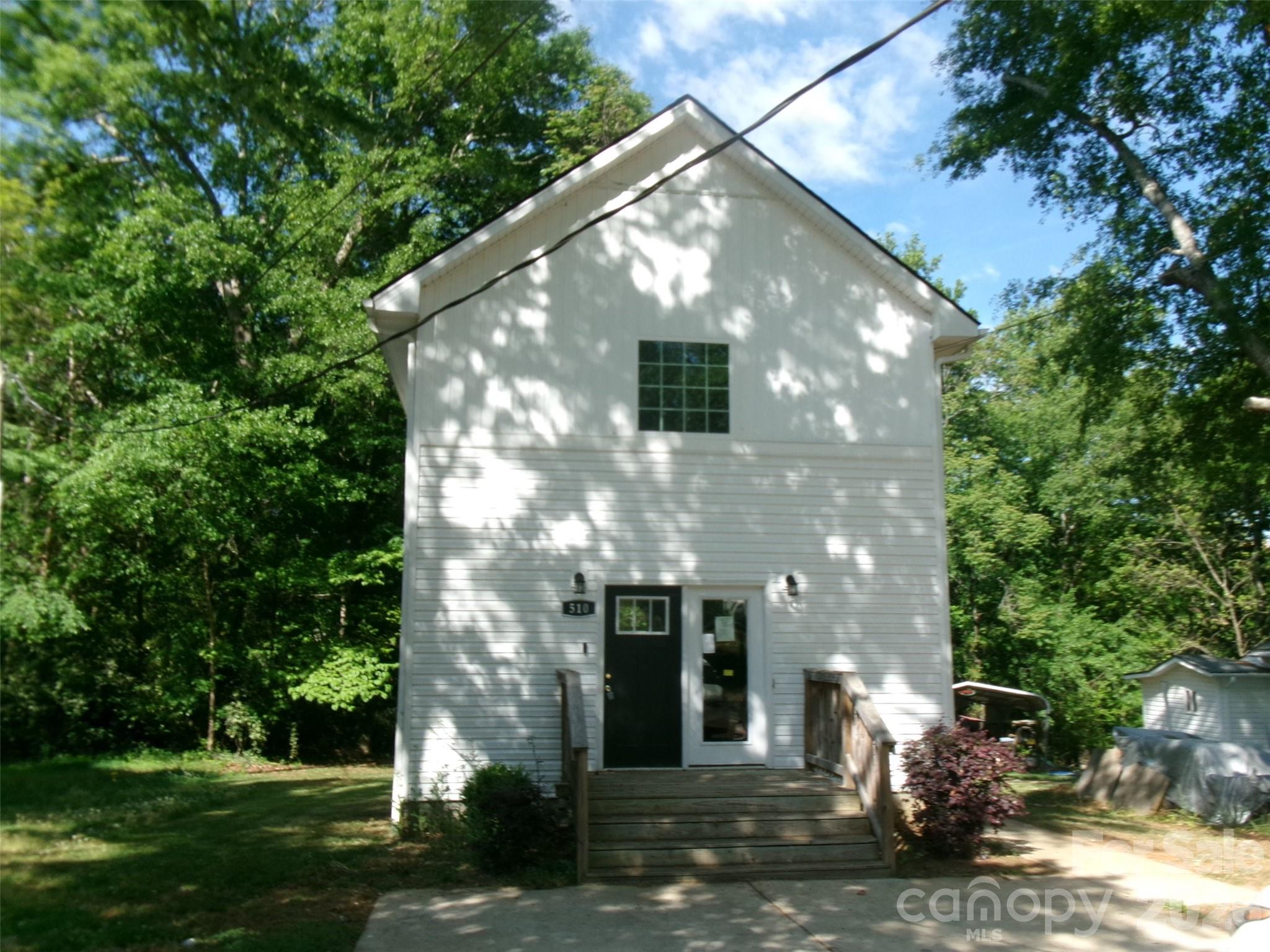 510 Kings Road — Shelby
