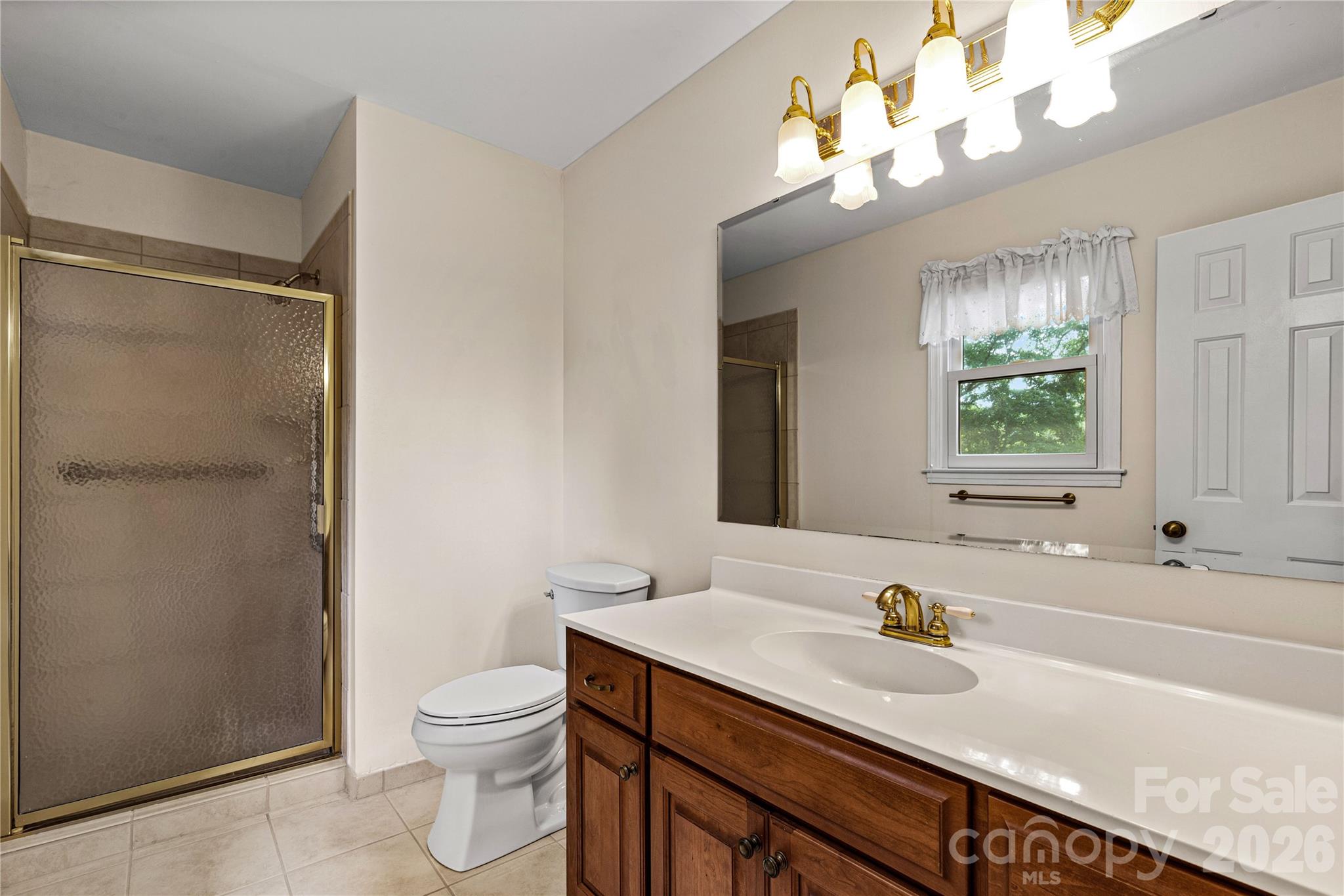 7201 Hopeton Road — Charlotte