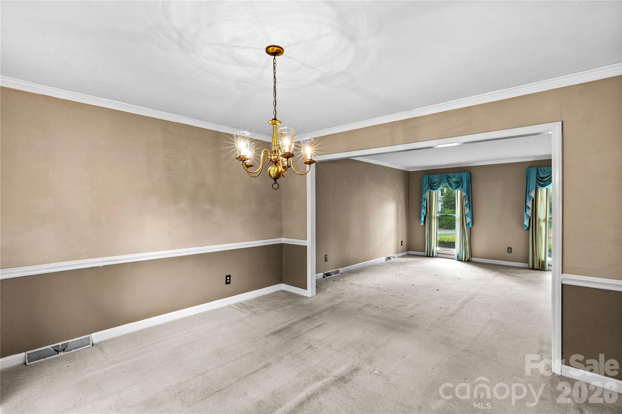 7201 Hopeton Road — Charlotte