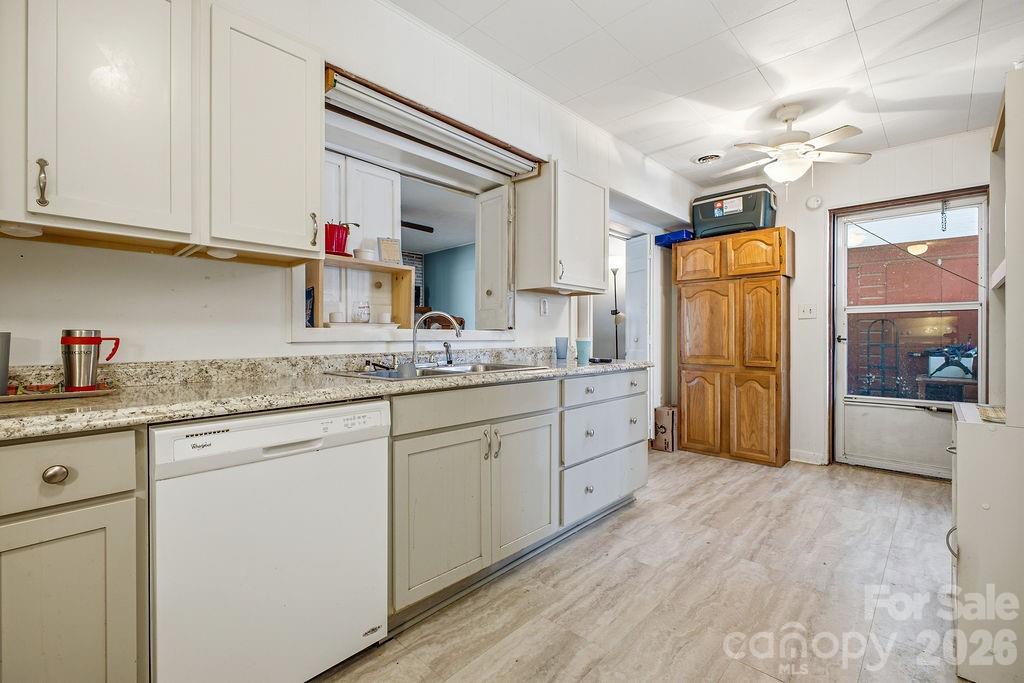 88 Lost Creek Drive — Flat Rock