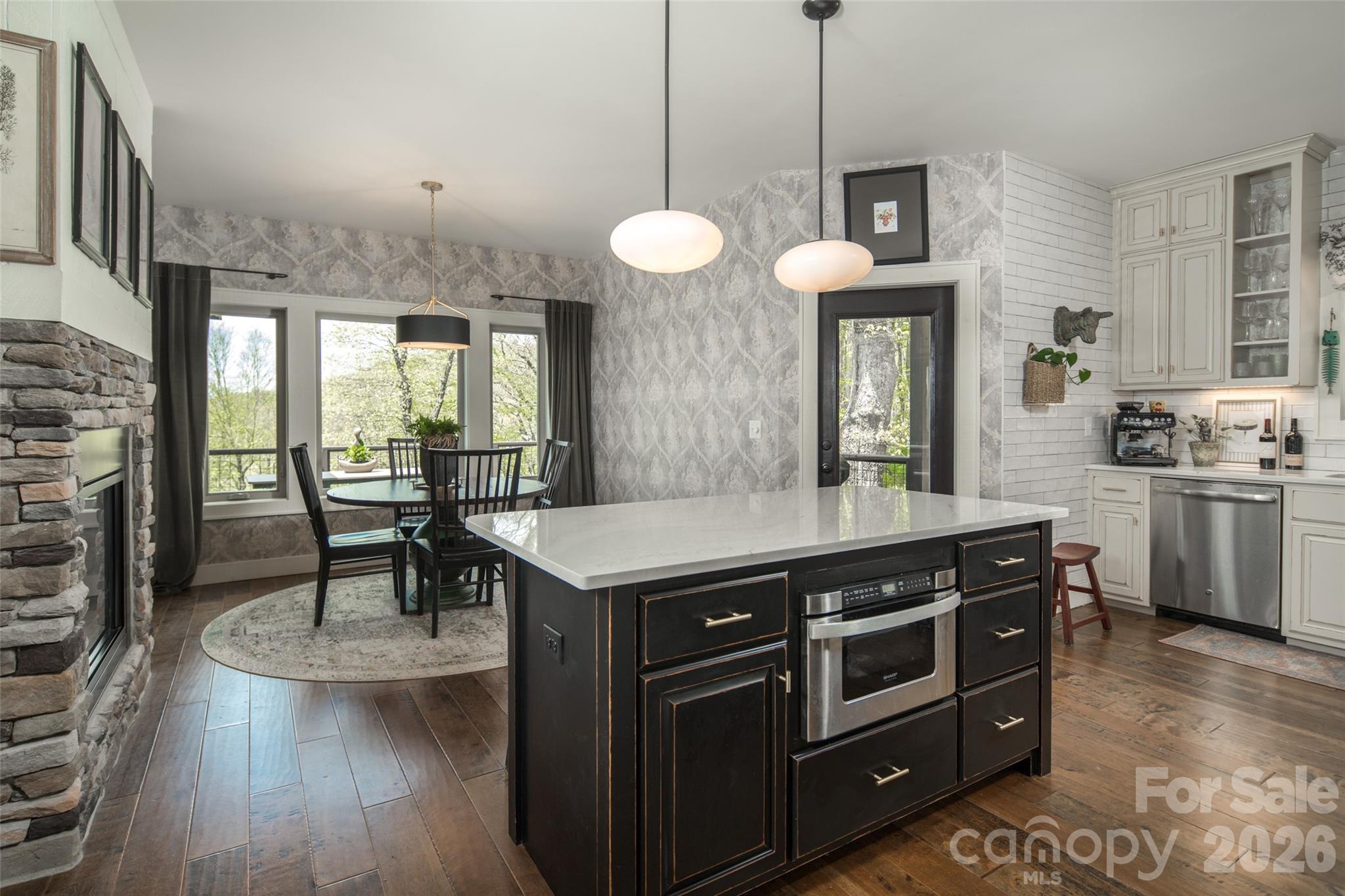 497 Black Locust Circle — Blowing Rock