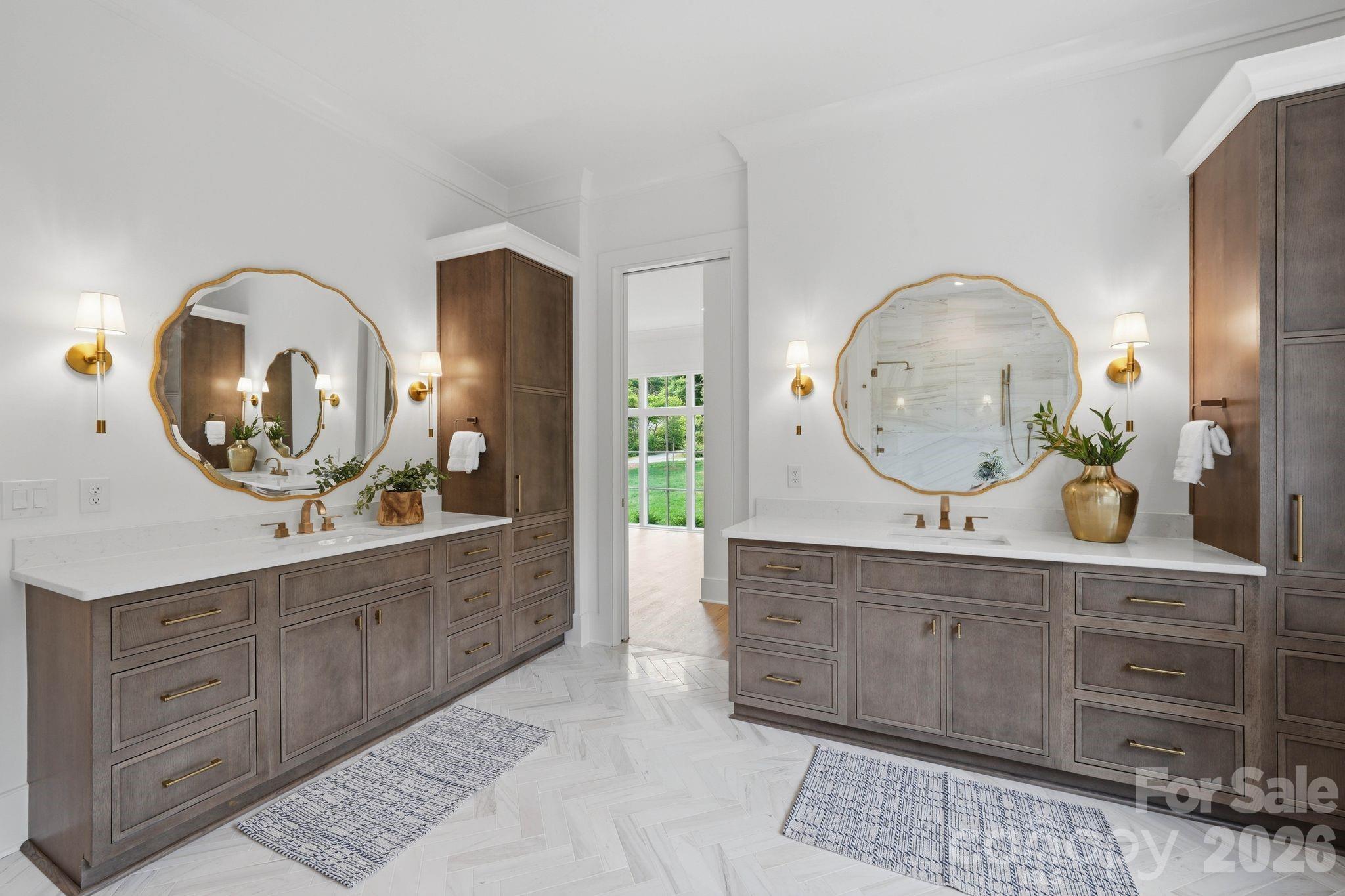 539 Mammoth Oaks Drive — Charlotte