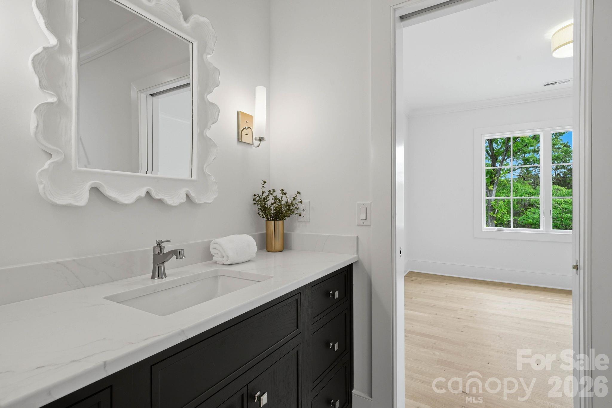 539 Mammoth Oaks Drive — Charlotte