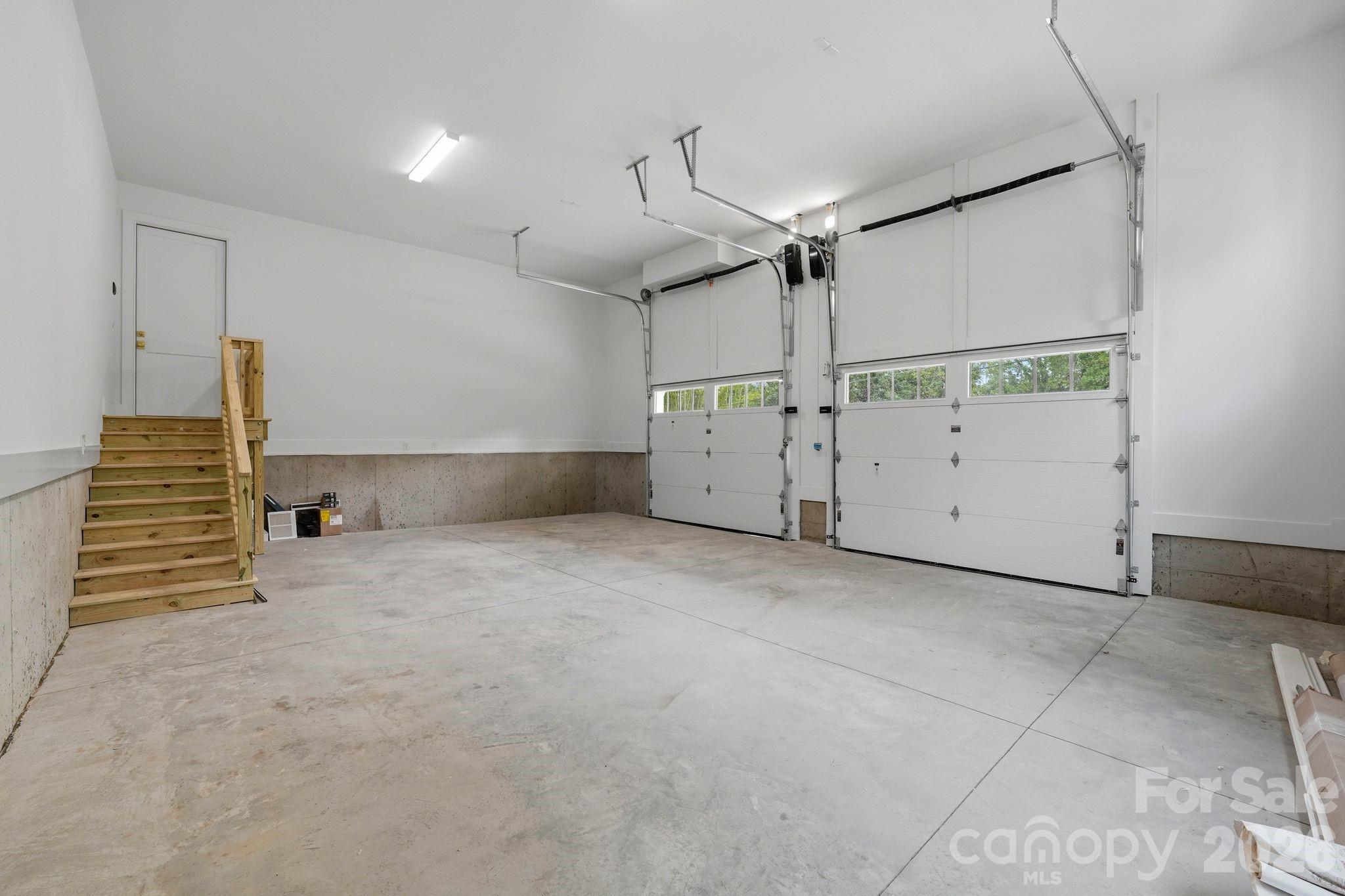 539 Mammoth Oaks Drive — Charlotte