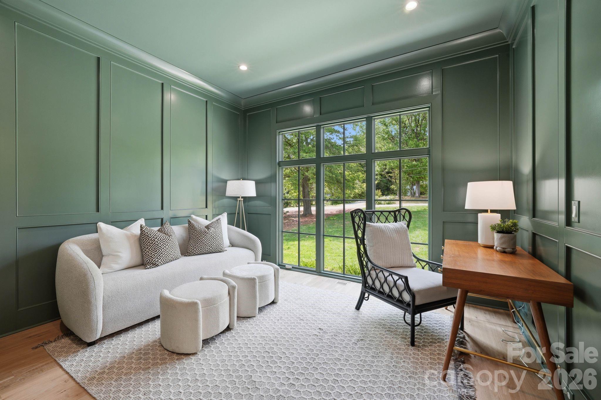 539 Mammoth Oaks Drive — Charlotte