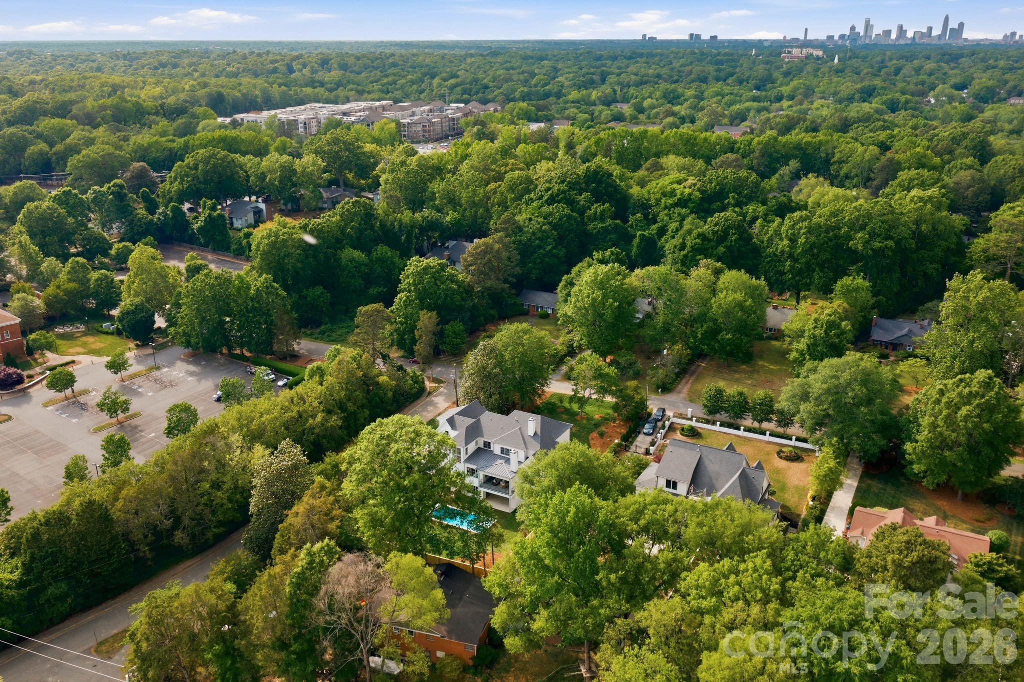 539 Mammoth Oaks Drive — Charlotte