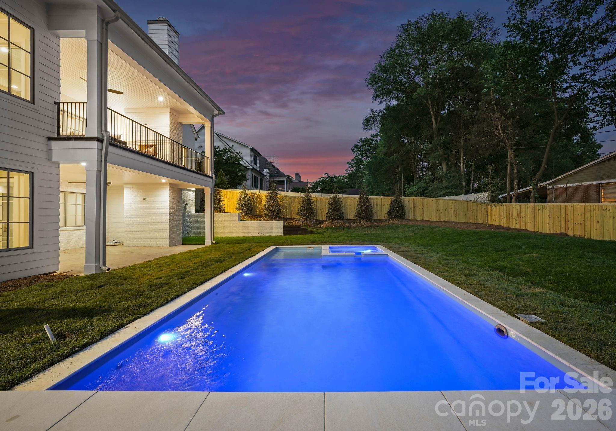 539 Mammoth Oaks Drive — Charlotte