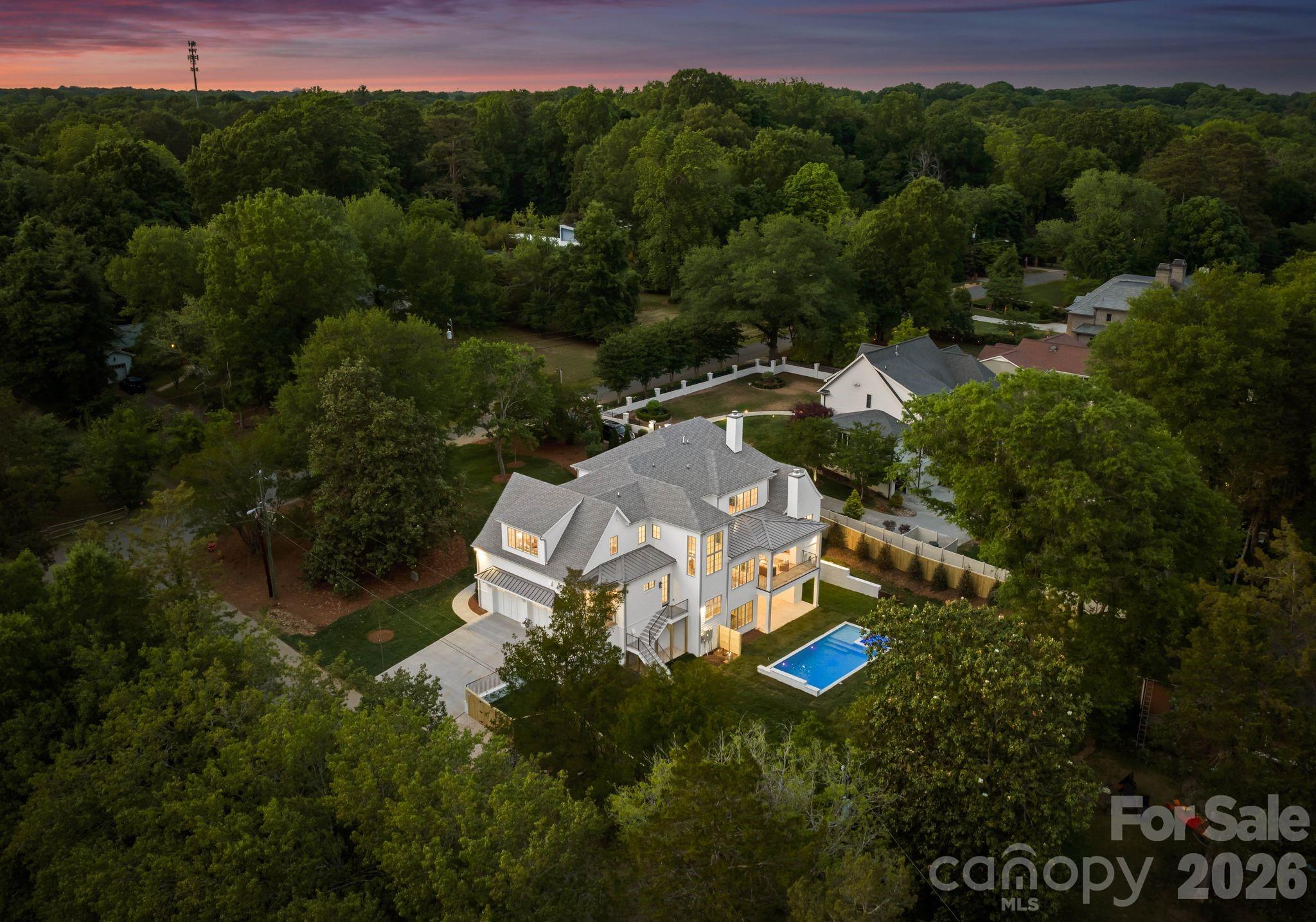 539 Mammoth Oaks Drive — Charlotte
