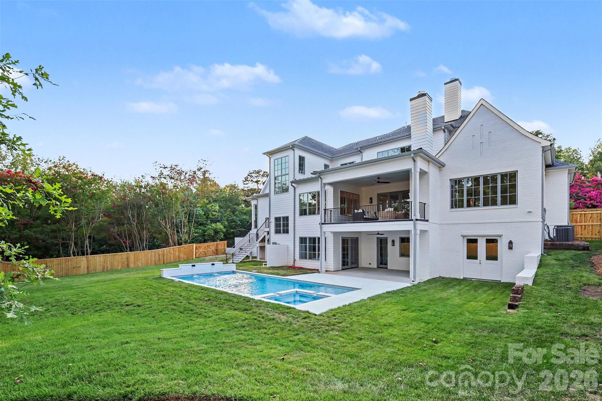 539 Mammoth Oaks Drive — Charlotte