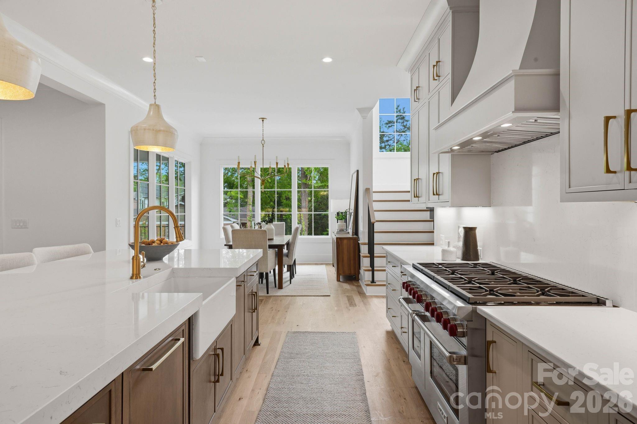 539 Mammoth Oaks Drive — Charlotte
