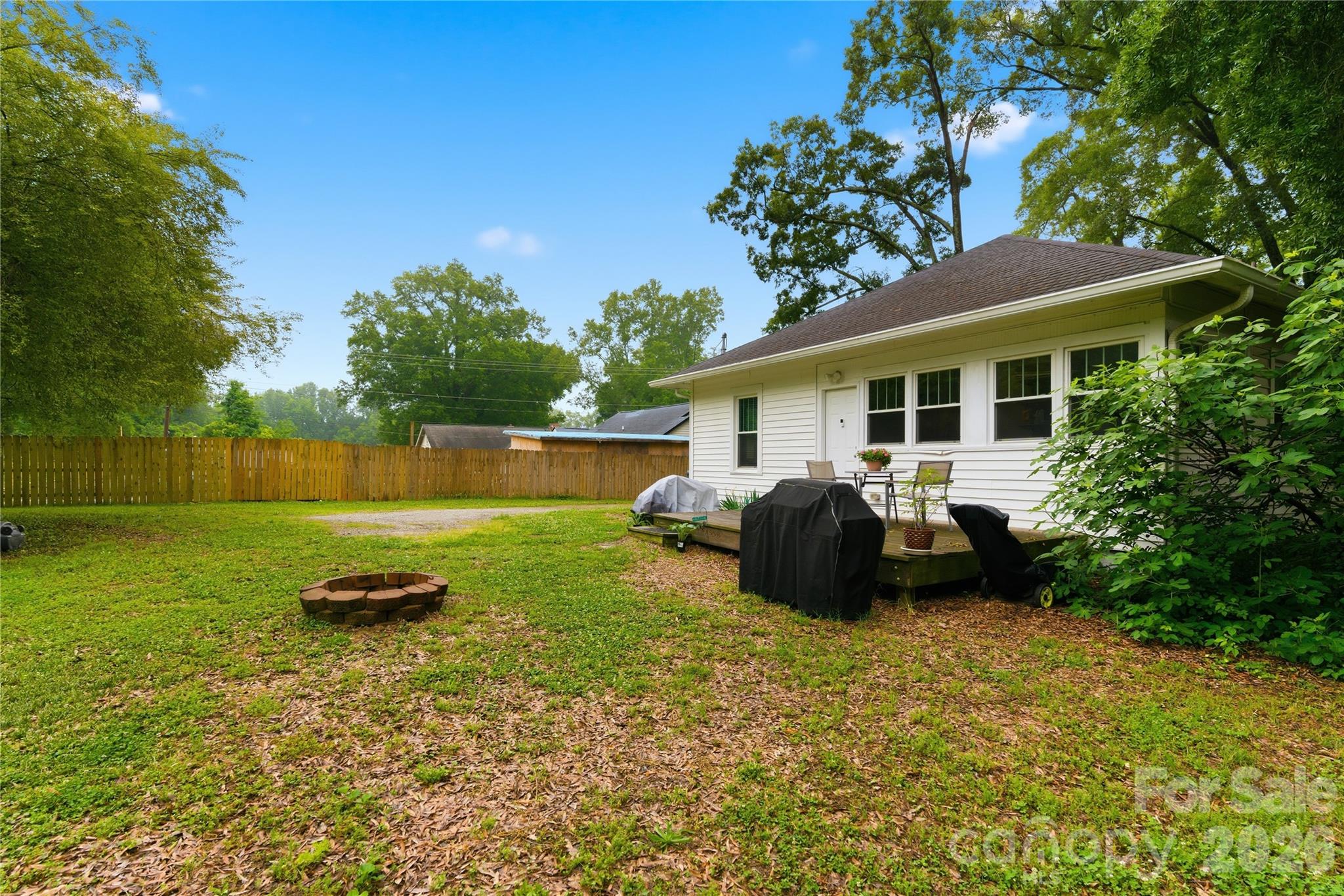 1818 Cannon Avenue — Charlotte