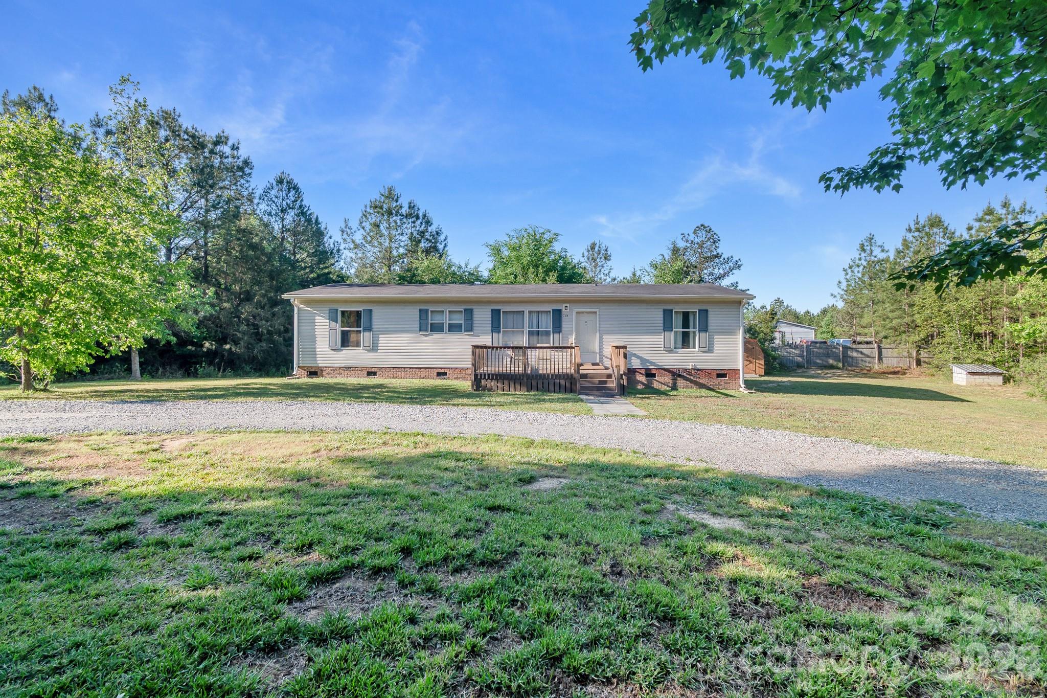 728 Preston Brooks Drive — Catawba