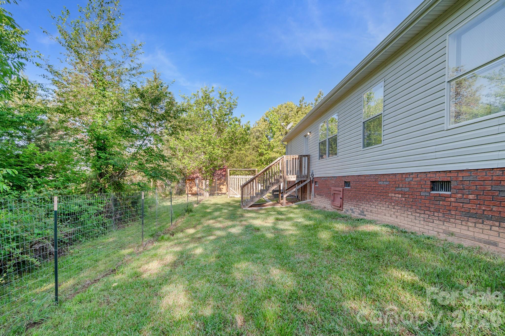 728 Preston Brooks Drive — Catawba