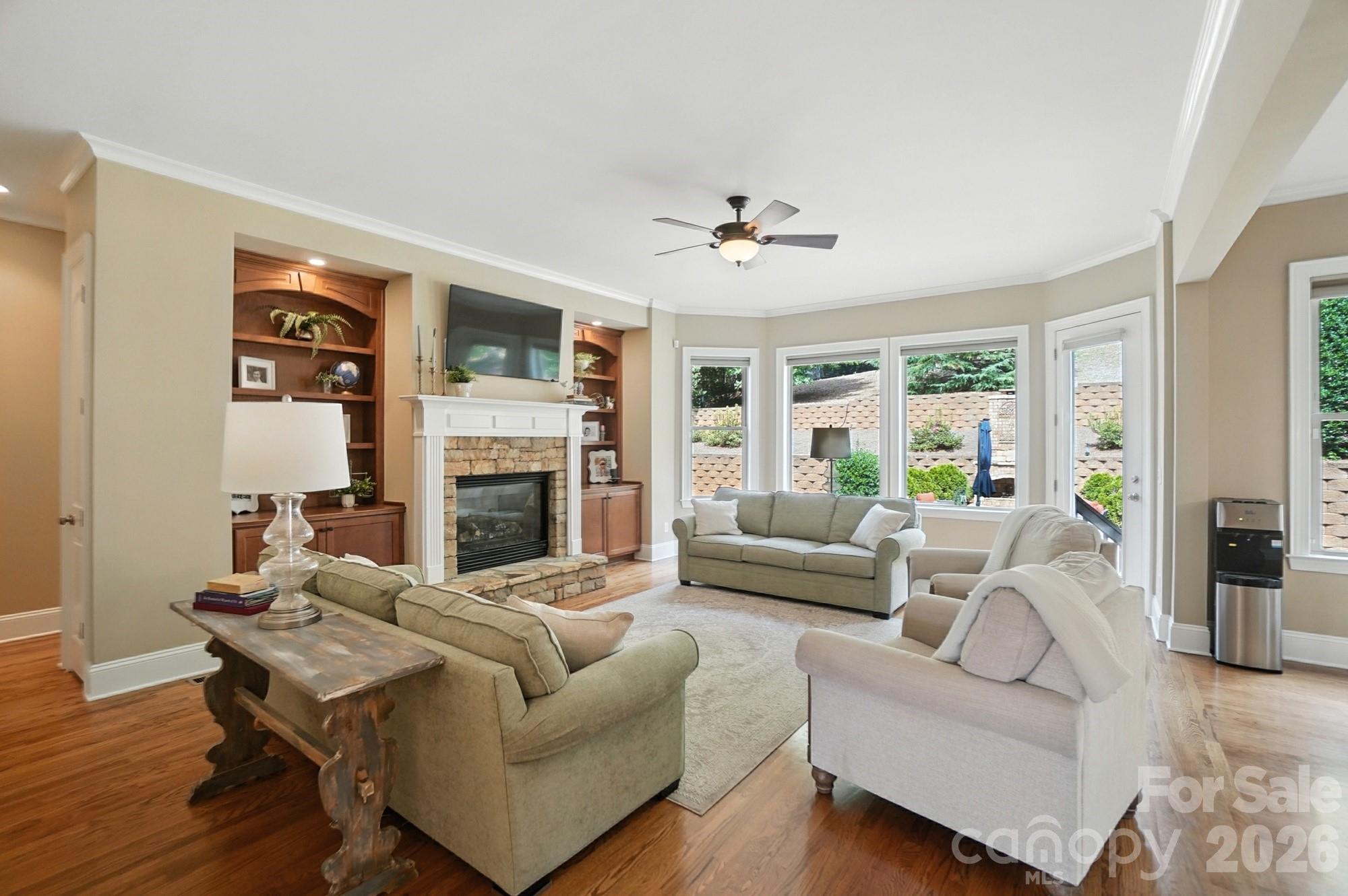 13056 Long Common Parkway — Huntersville